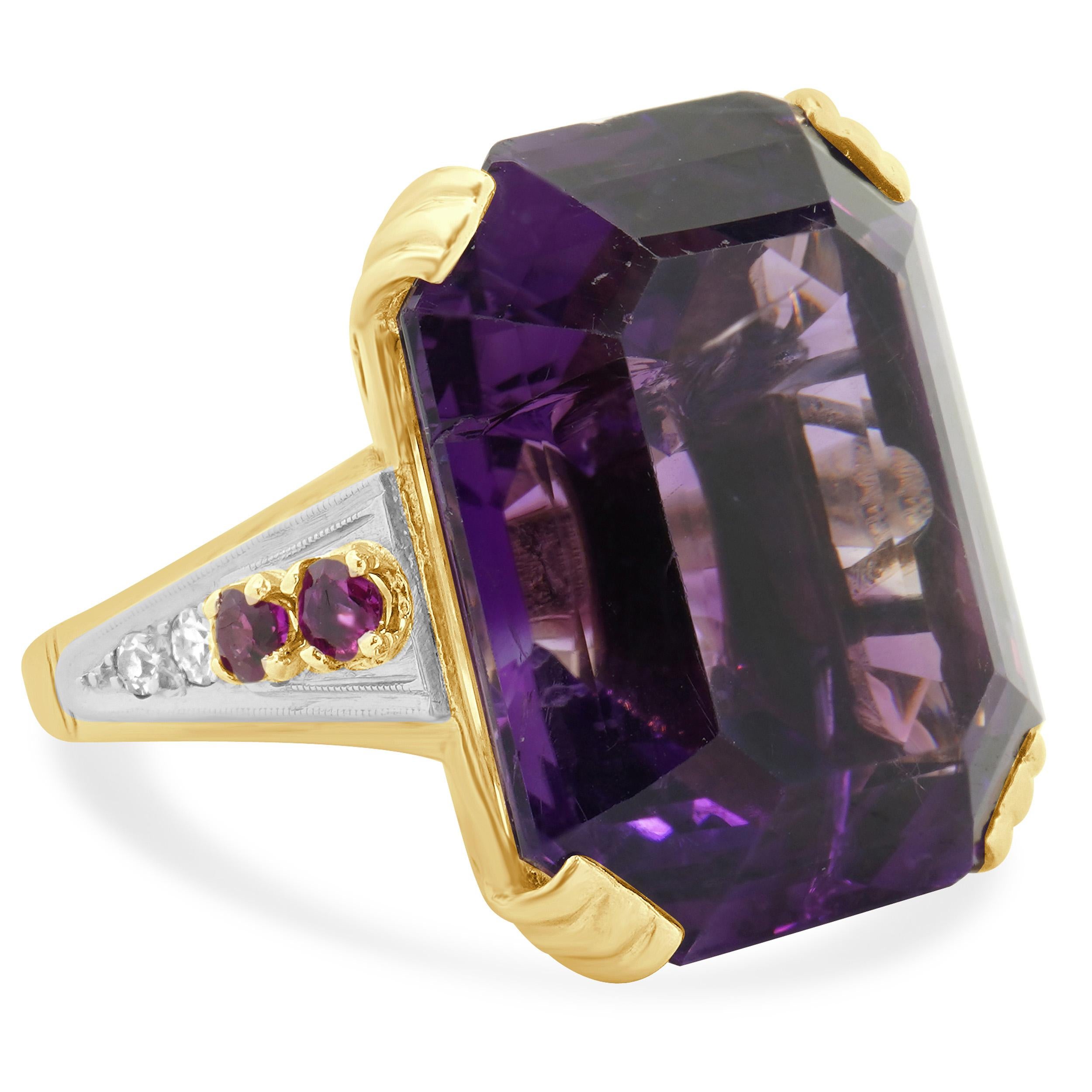 Anello cocktail retrò in oro giallo 14 carati con ametista e diamante In condizioni ottime in vendita a Scottsdale, AZ