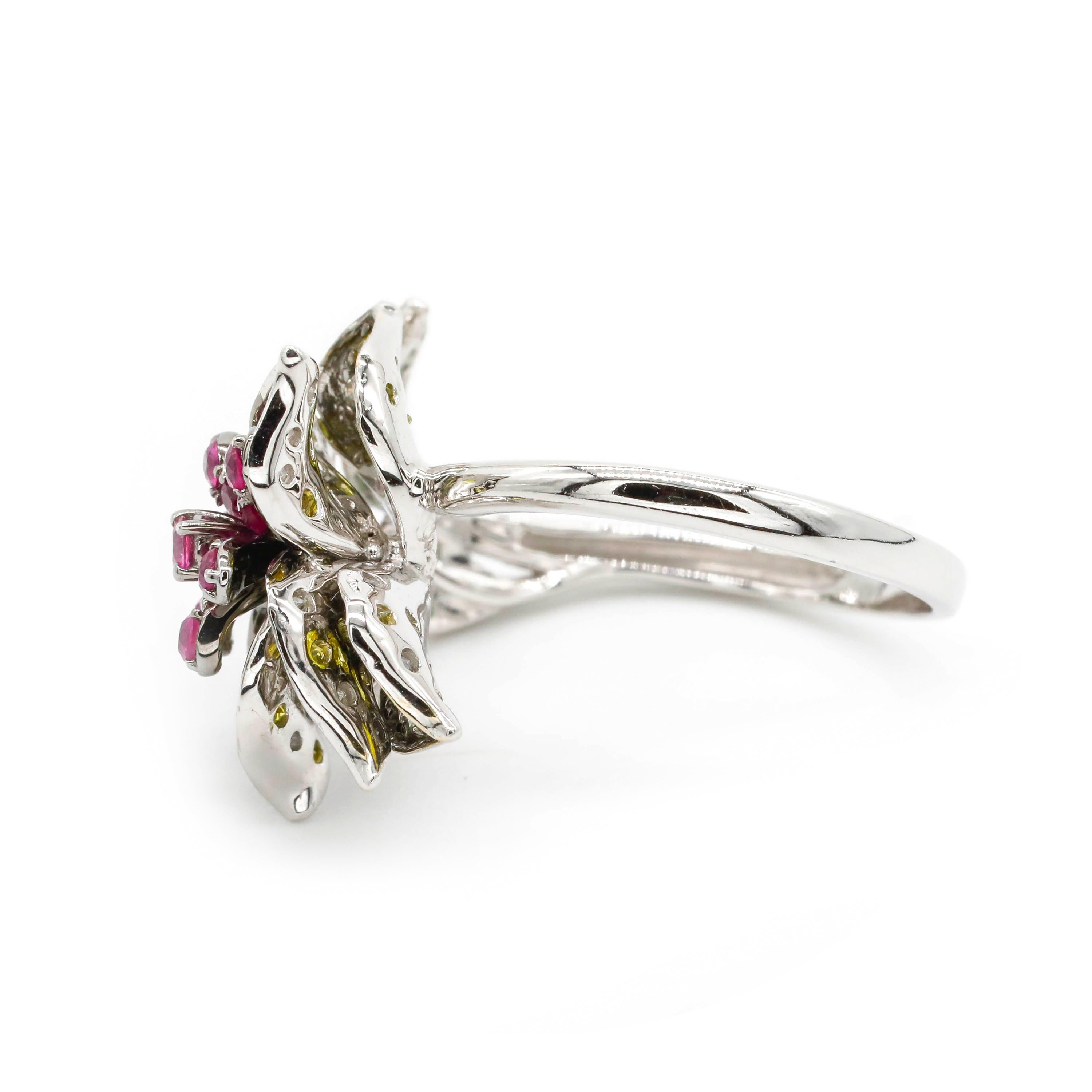 Contemporary 14K White Gold Flower Leaf Cocktail Ring 0.84ct Multi Sapphire Fancy Diamond For Sale
