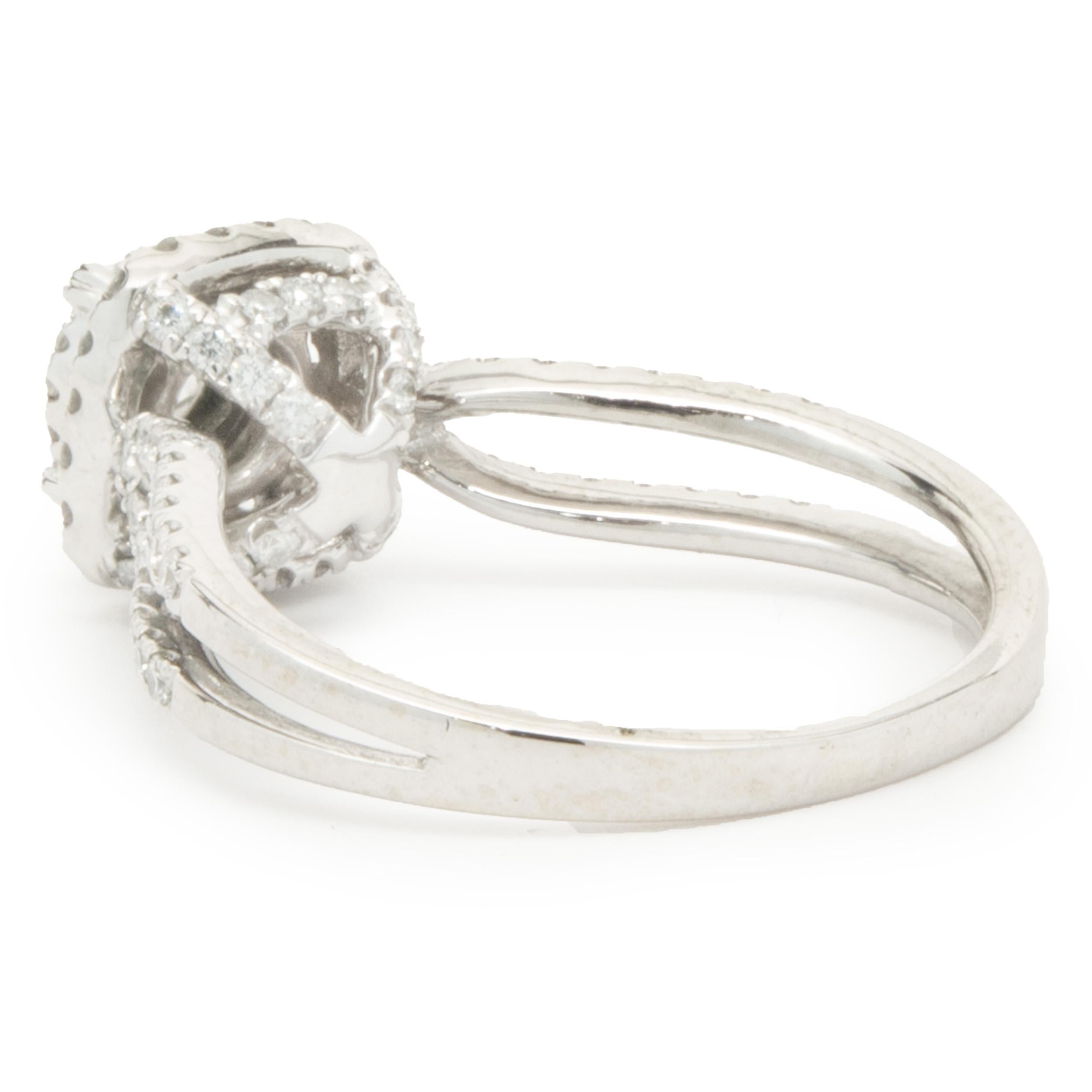 Taille ronde Bague de fiançailles en or blanc 14 carats avec diamants taille brillant rond en vente