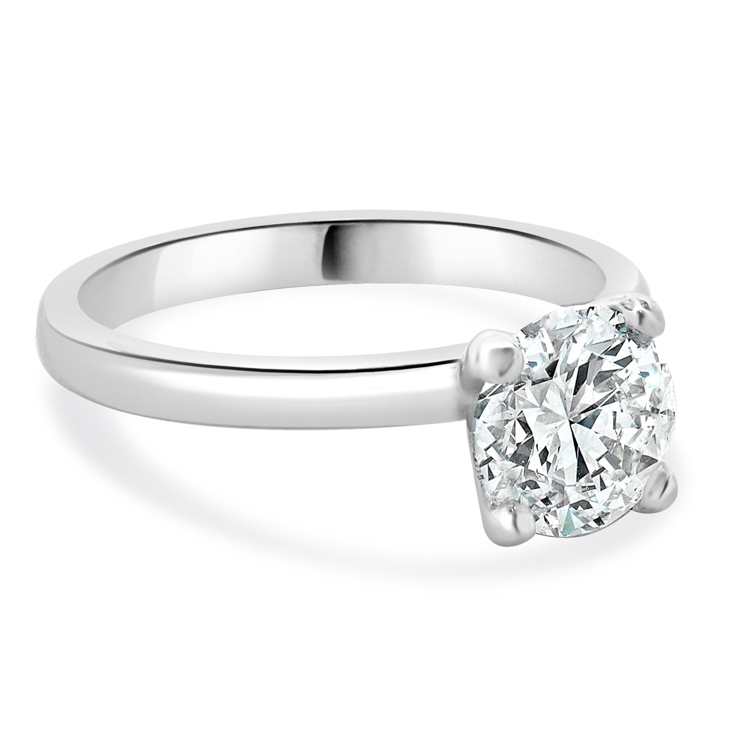 Round Cut Platinum Round Brilliant Cut Diamond Engagement Ring