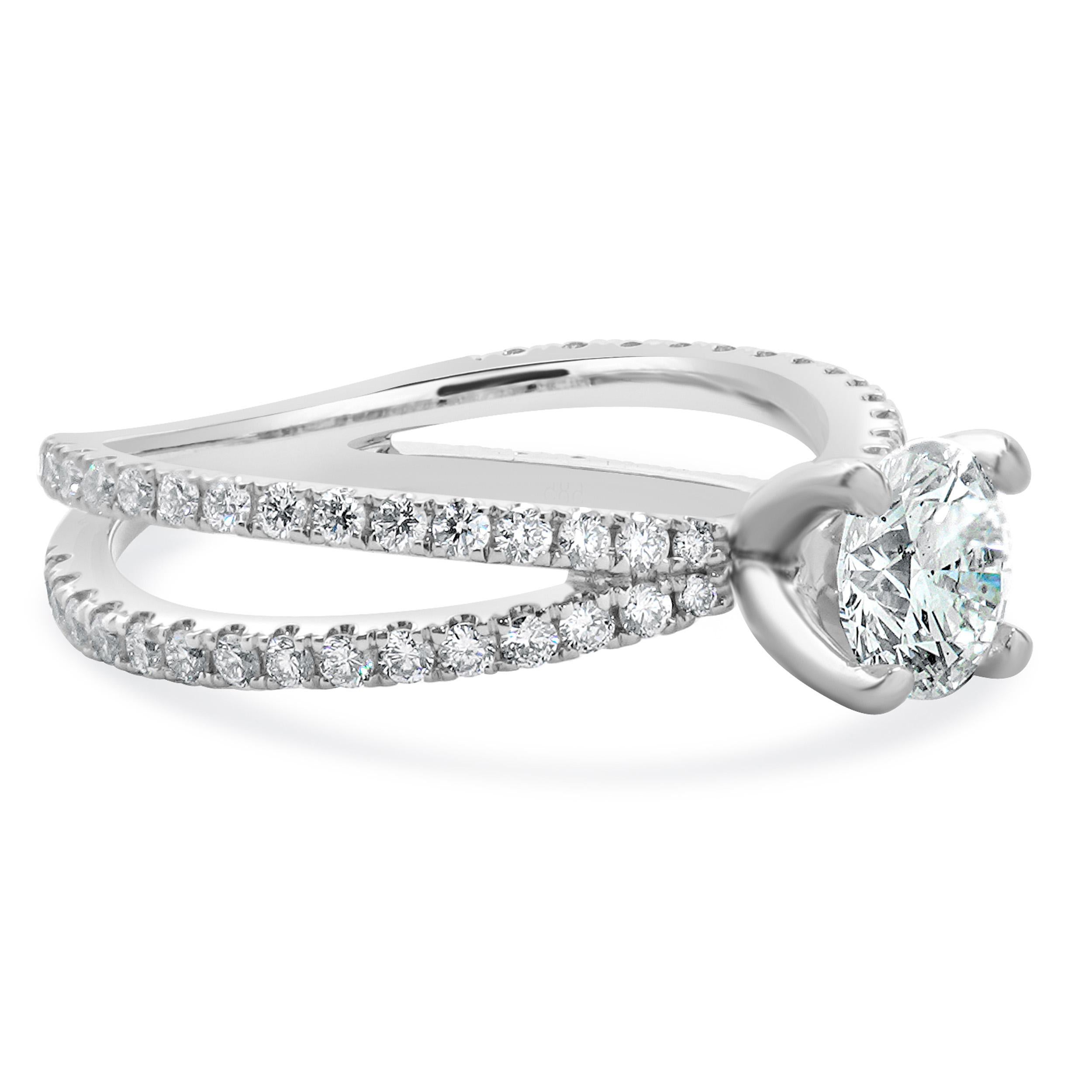 Round Cut 14 Karat White Gold Round Brilliant Cut Diamond Engagement Ring For Sale