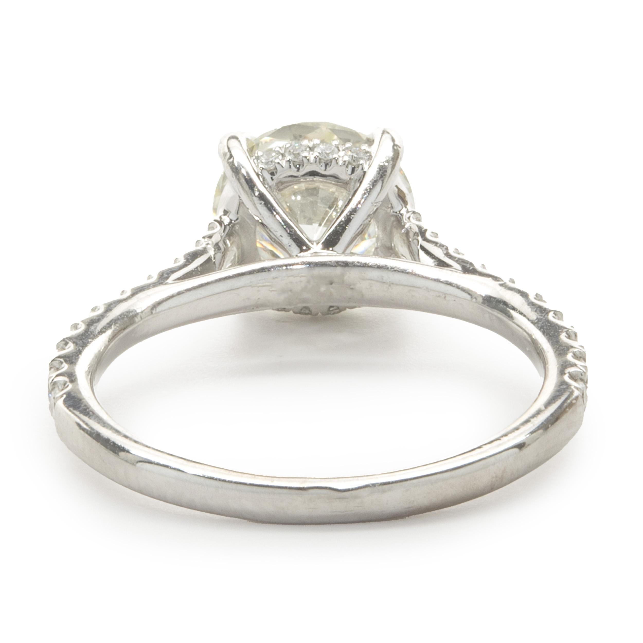Bague de fiançailles en or blanc 14 carats avec diamants taille brillant rond Excellent état - En vente à Scottsdale, AZ