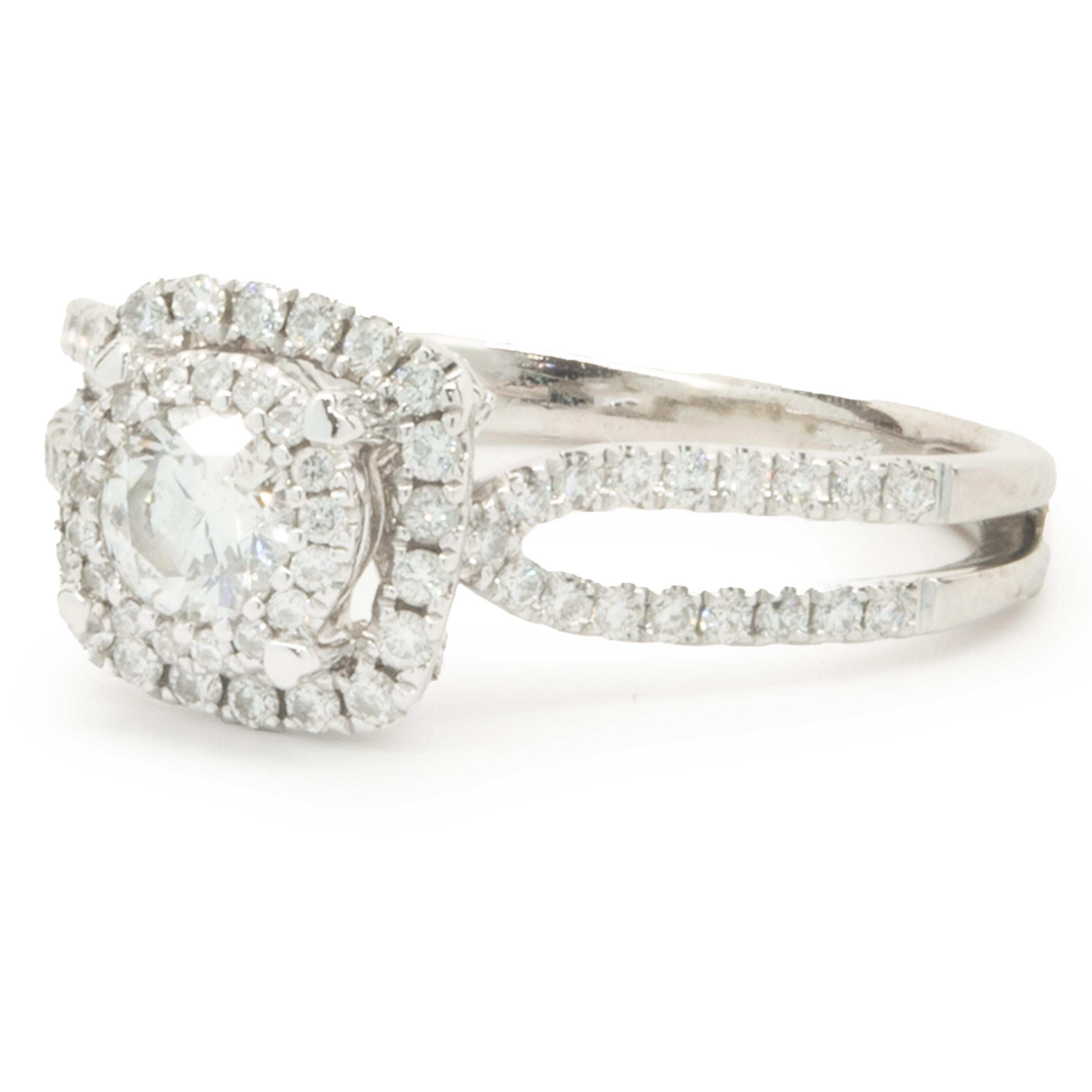 14 Karat White Gold Round Brilliant Cut Diamond Engagement Ring In Excellent Condition For Sale In Scottsdale, AZ