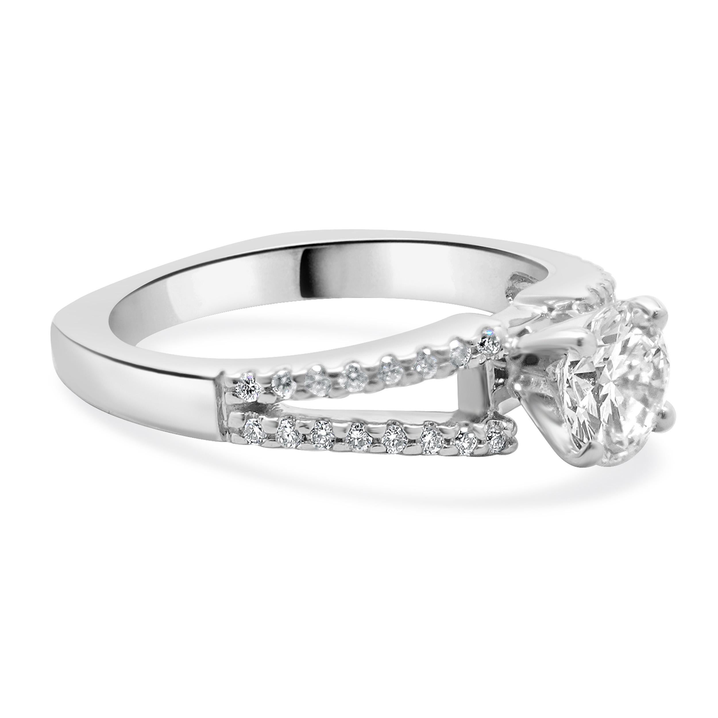 14 Karat White Gold Round Brilliant Cut Diamond Engagement Ring In Excellent Condition For Sale In Scottsdale, AZ