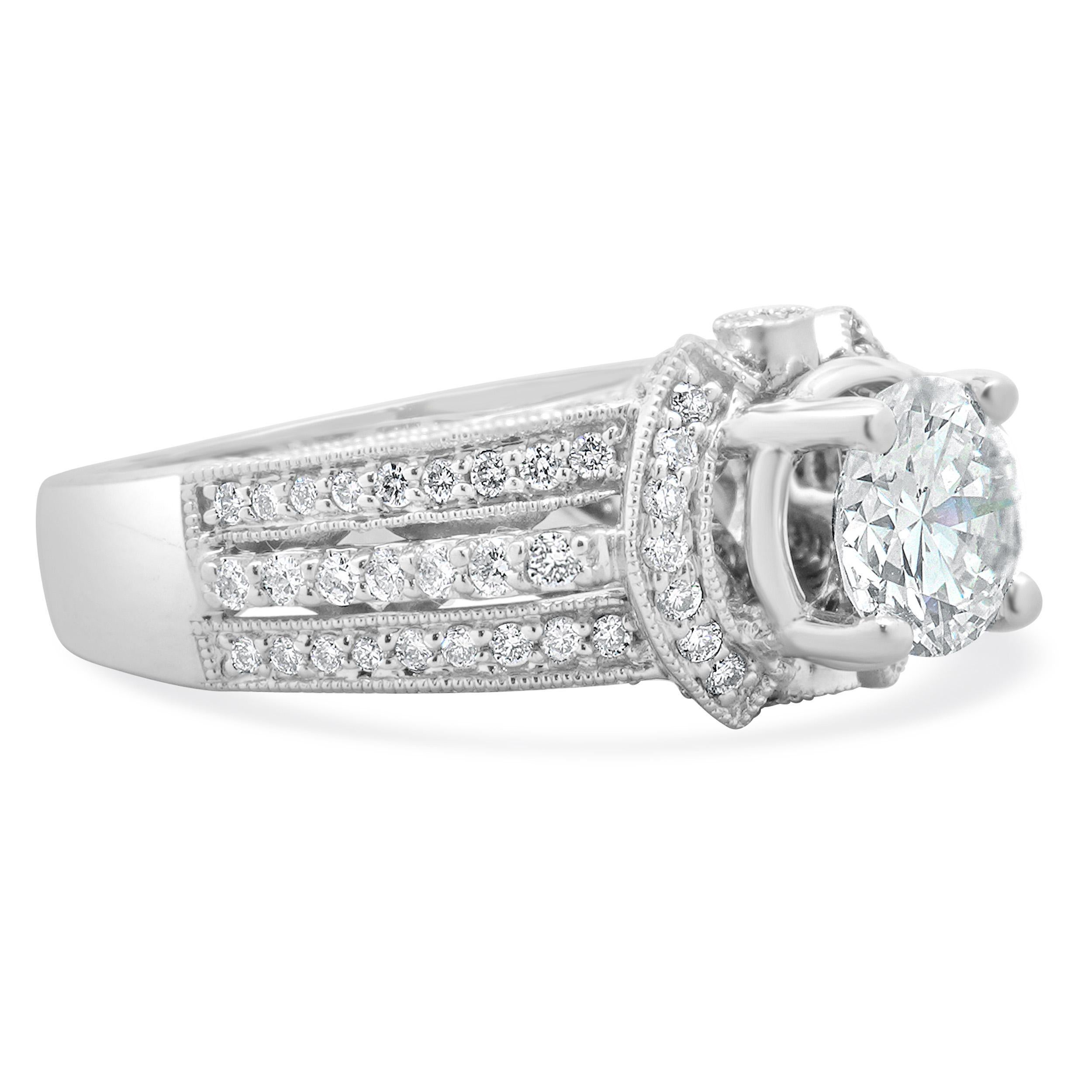 Bague de fiançailles en or blanc 14 carats avec diamants taille brillant rond Excellent état - En vente à Scottsdale, AZ