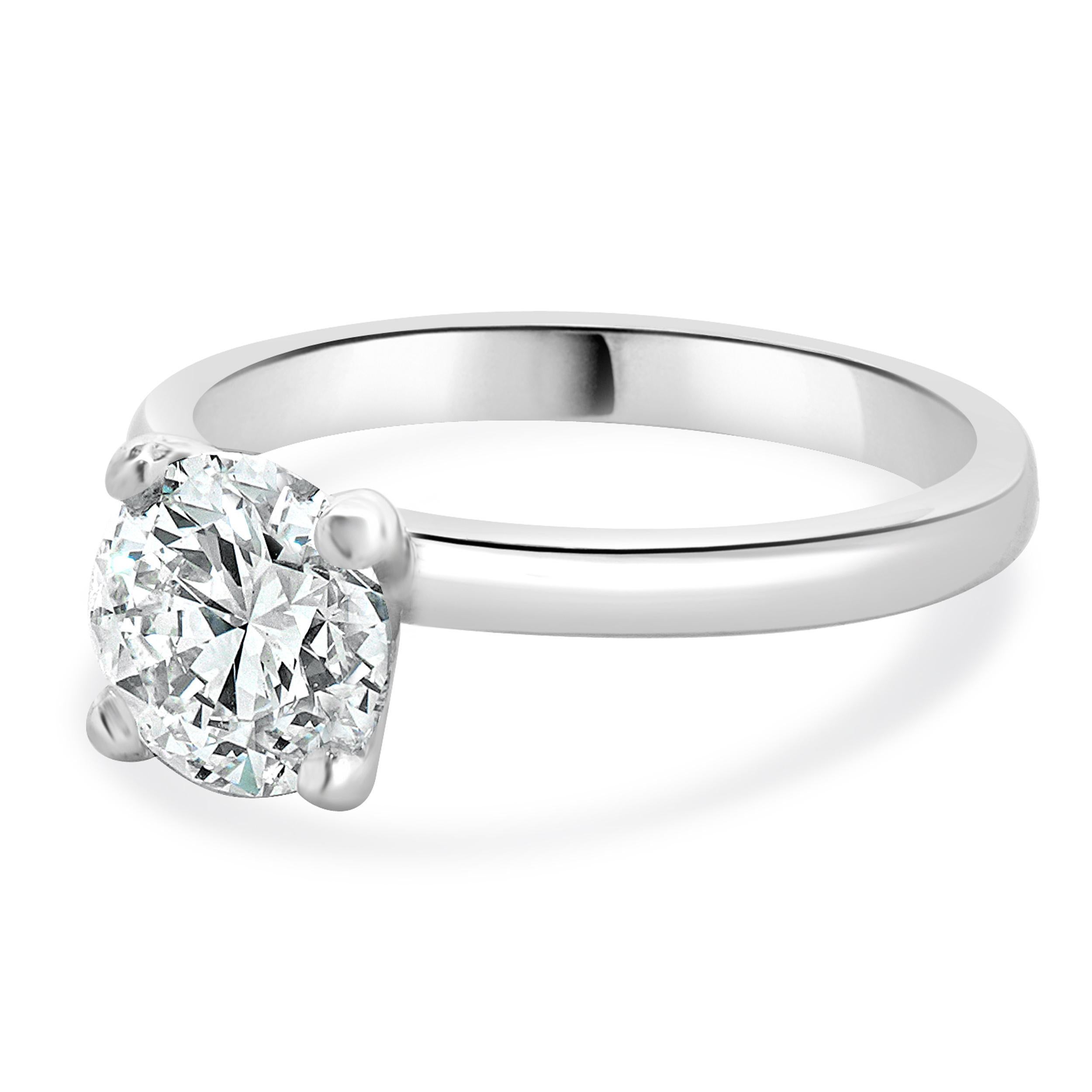 Platinum Round Brilliant Cut Diamond Engagement Ring In Excellent Condition In Scottsdale, AZ