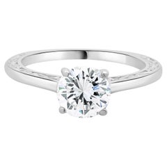 Anillo de compromiso de oro blanco de 14 quilates con diamante redondo talla brillante