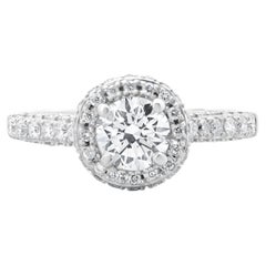 Verlobungsring aus 14 Karat Weißgold mit rundem Diamanten im Brillantschliff
