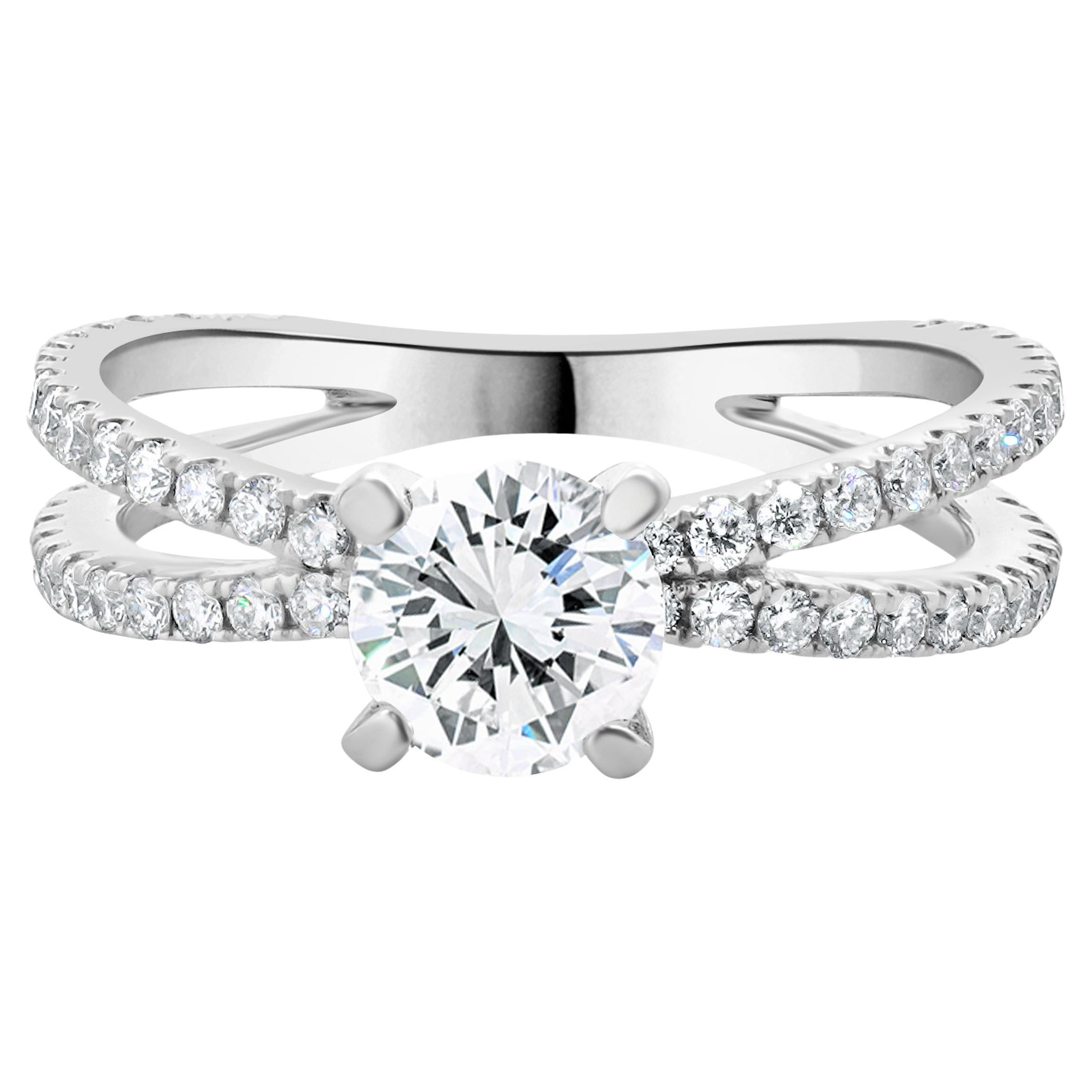 14 Karat White Gold Round Brilliant Cut Diamond Engagement Ring For Sale