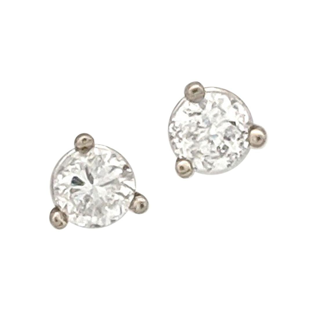 14 Karat White Gold Round Brilliant Cut Diamond Stud Earrings .30 Carat I1/H For Sale
