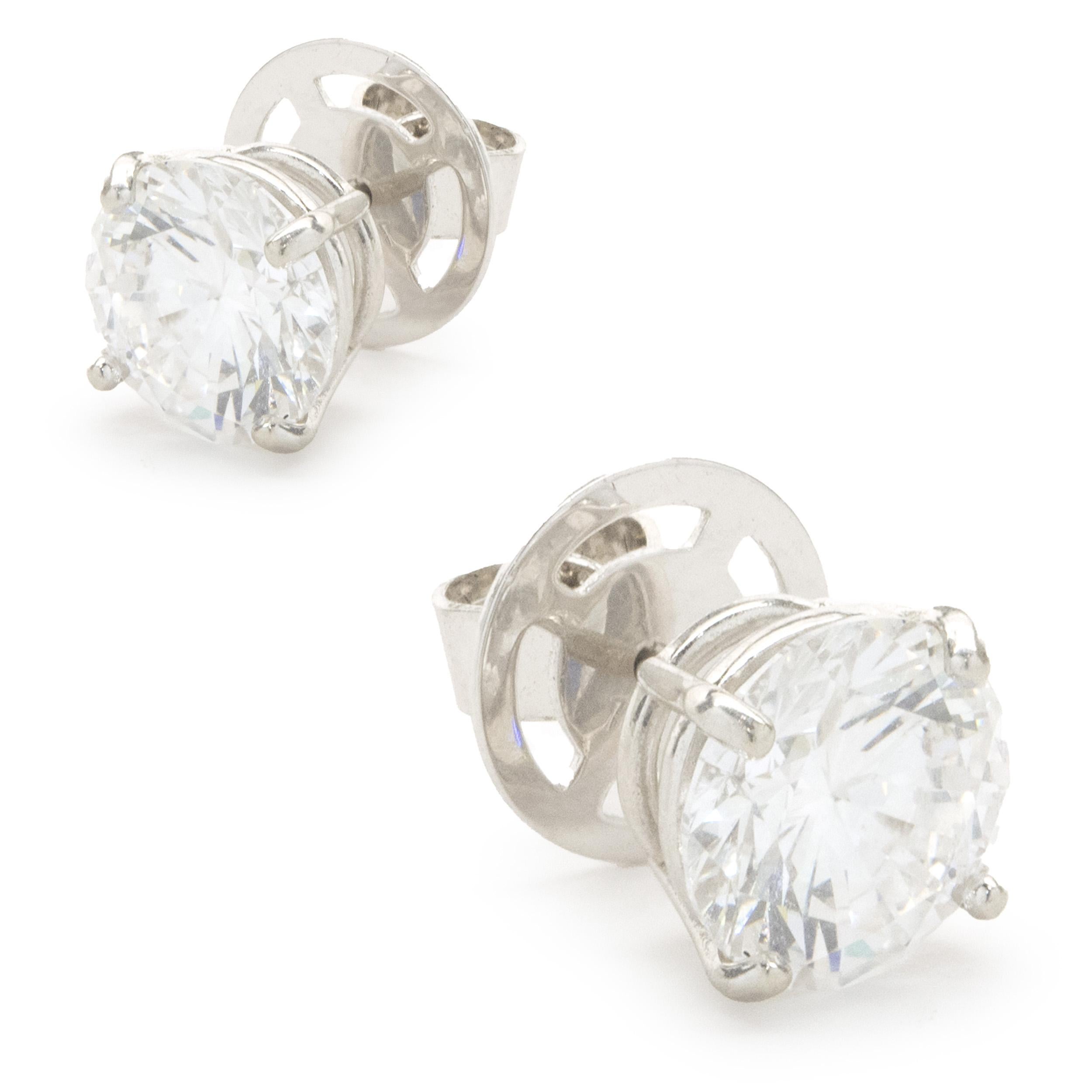 Material: 14k white gold
Diamonds: 1 round brilliant cut = 2.03ct
Color: D
Clarity: SI2
GIA: 2185095189
Diamonds: 1 round brilliant cut = 2.03ct
Color: D
Clarity: SI2
GIA: 2198105749
Dimensions: earrings measure approximately 8.40mm in