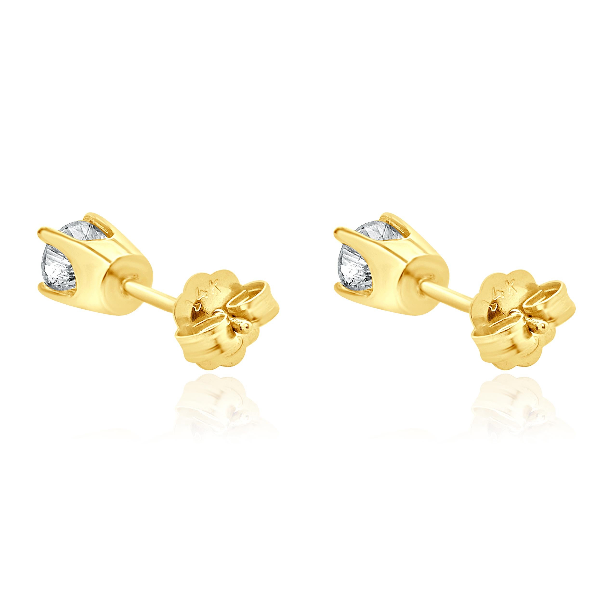 Taille ronde Clous d'oreilles en or jaune 14 carats avec diamants taille brillant rond en vente