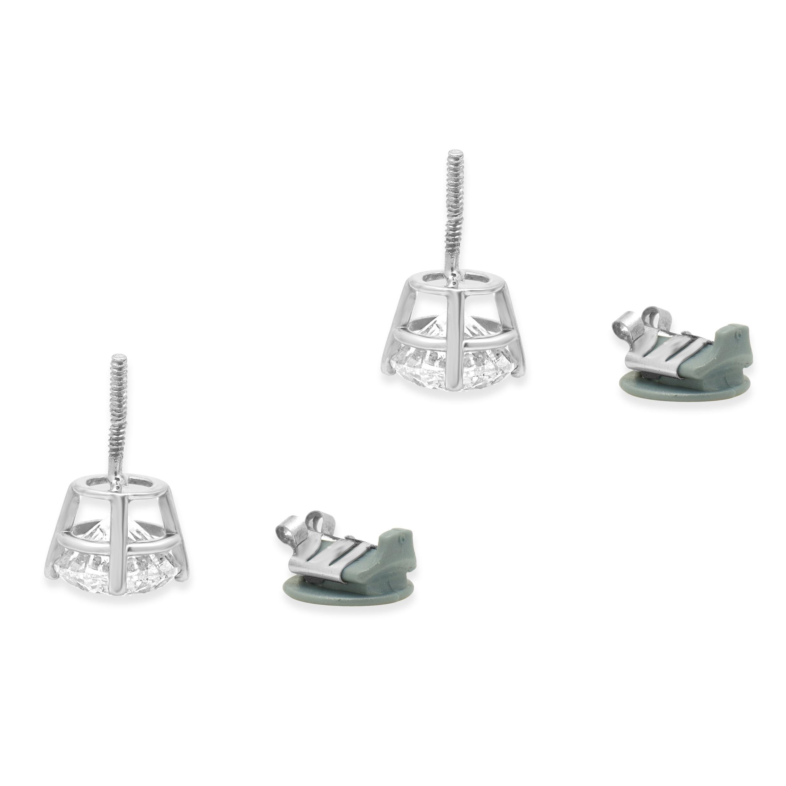 Clous d'oreilles en or blanc 14 carats avec diamants taille brillant rond Excellent état - En vente à Scottsdale, AZ