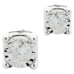14 Karat White Gold Round Brilliant Cut Diamond Stud Earrings