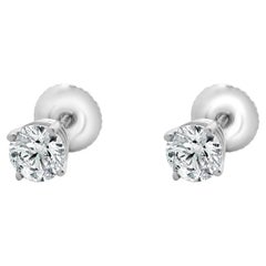 Pendientes de oro blanco de 14 quilates con diamantes redondos talla brillante