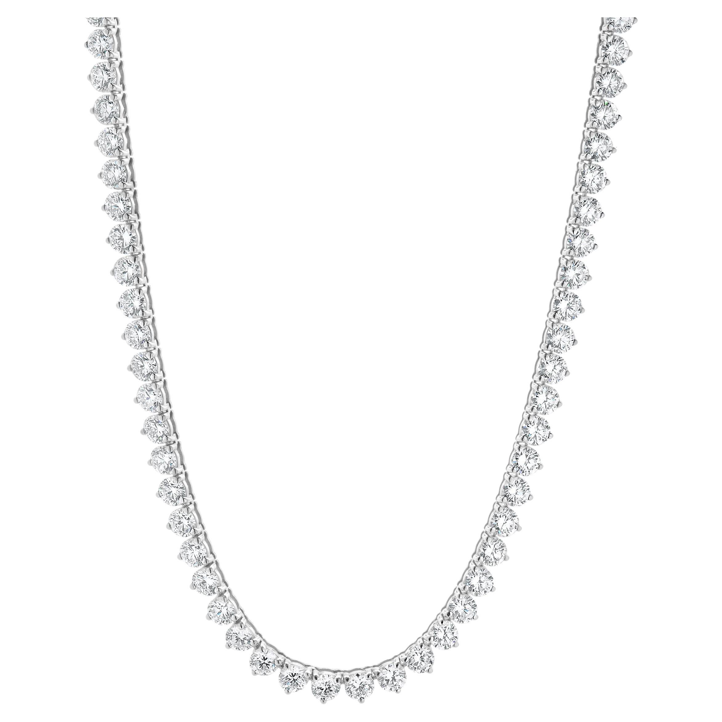 14 Karat White Gold Round Brilliant Cut Diamond Tennis Necklace For Sale