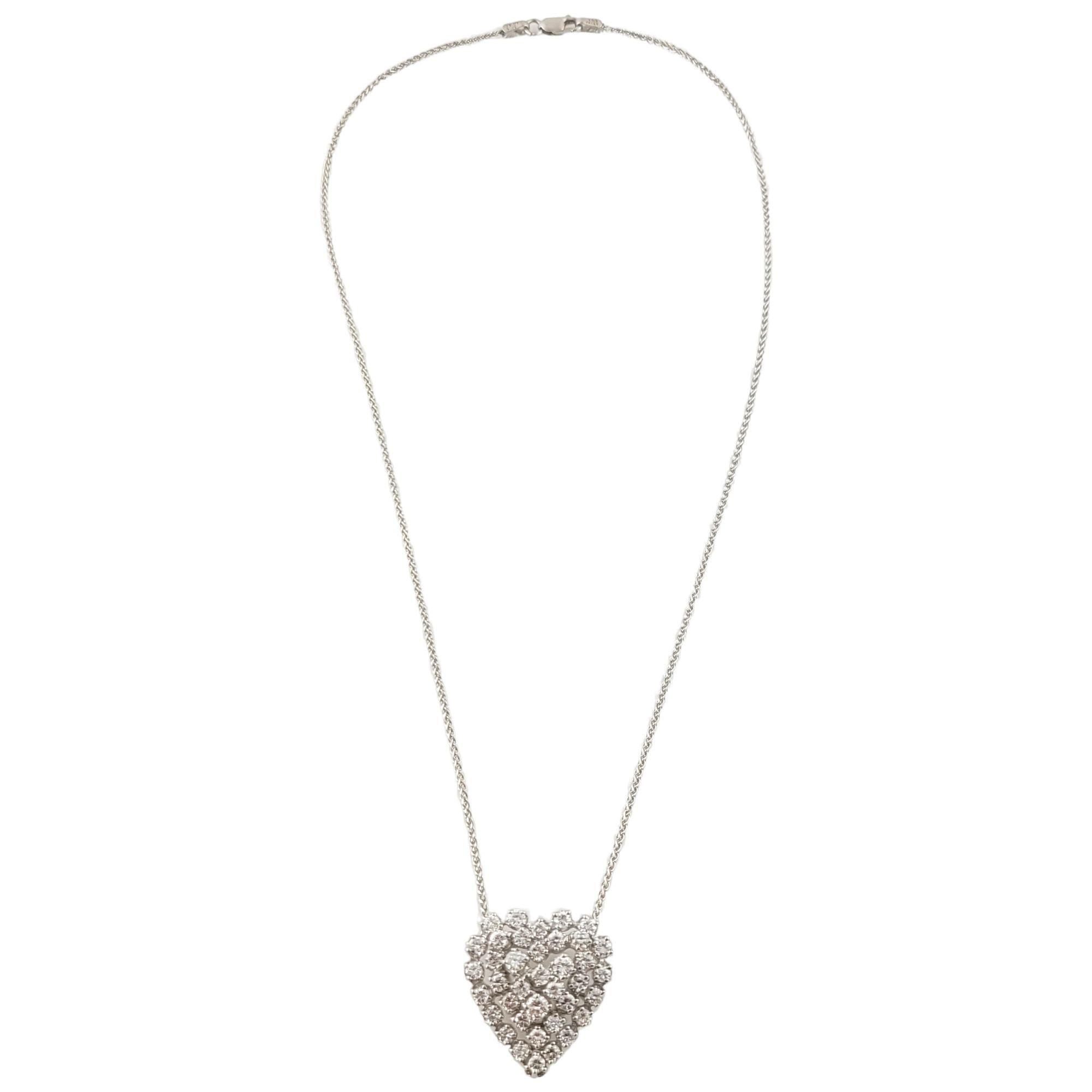 14 Karat White Gold Round Brilliant Diamond Heart Pendant 2.30cts Necklace For Sale 3