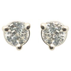 14 Karat White Gold Round Brilliant Diamond Stud Earrings