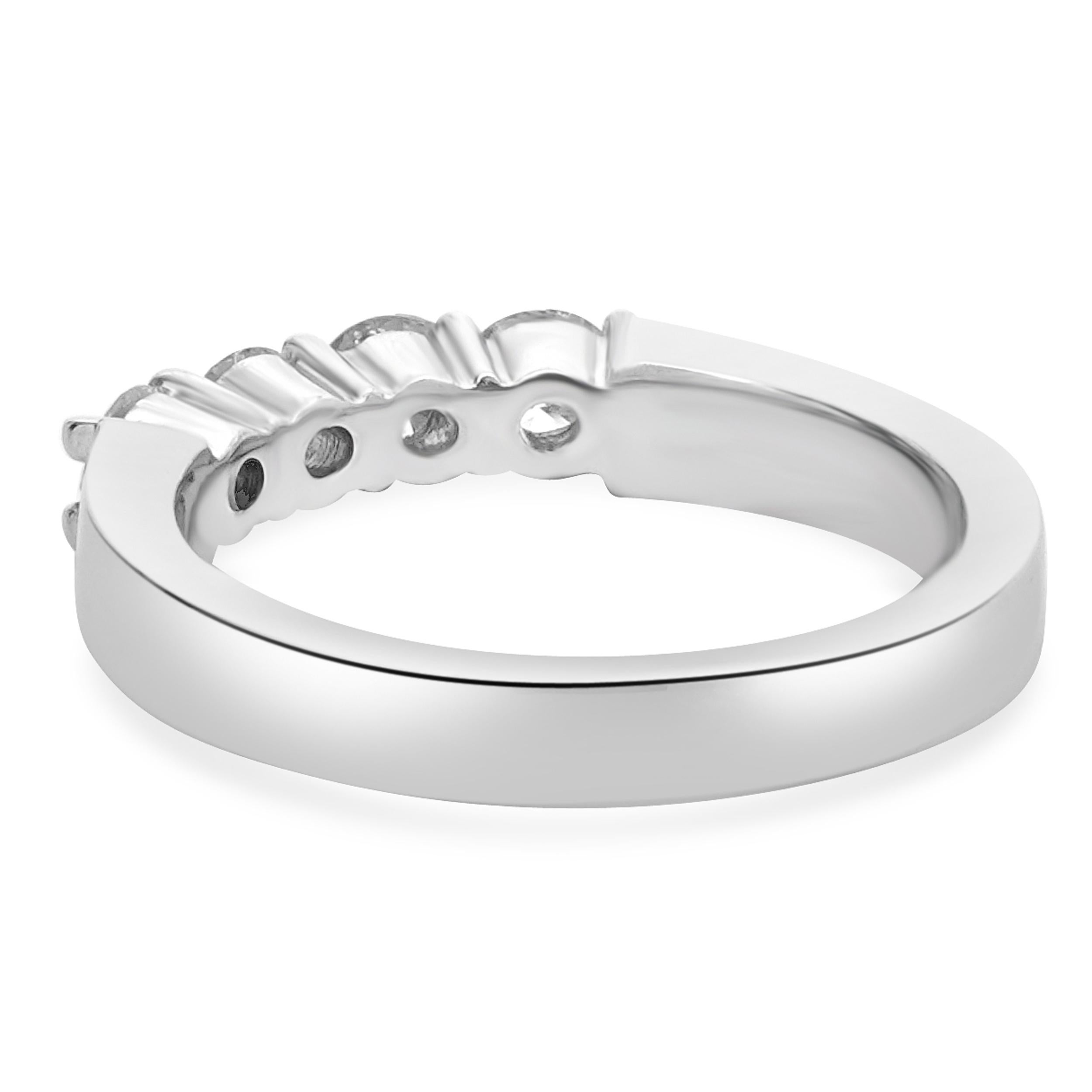 Designer: custom
Material: 14K white gold
Diamond: 4 round brilliant cut = 0.60cttw
Color: H
Clarity: SI2
Ring size: 6.25 (please allow two additional shipping days for sizing requests)
Weight: 4.70 grams

