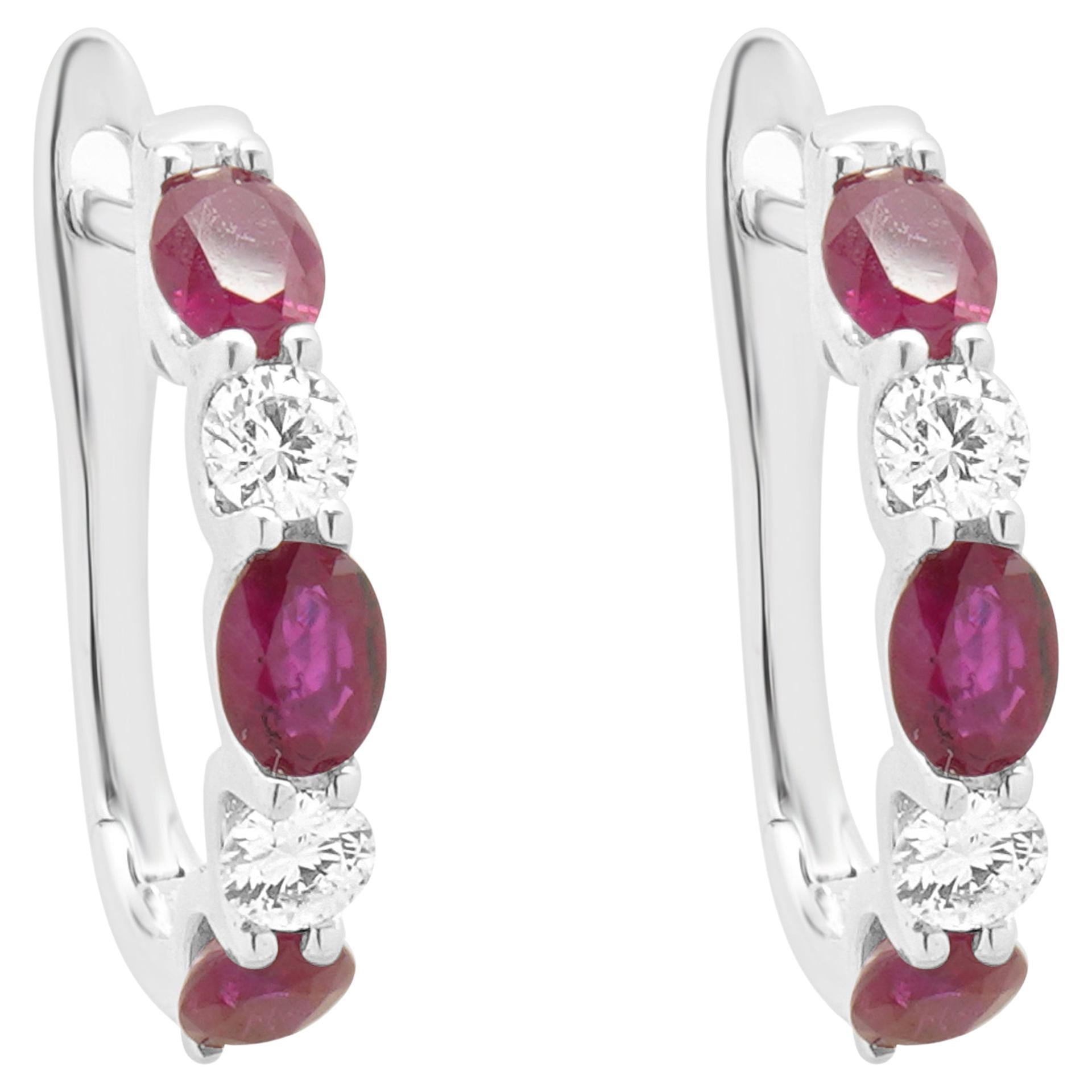 Pendientes Abrazadera Alternados de Rubí y Diamante en Oro Blanco de 14 Kilates