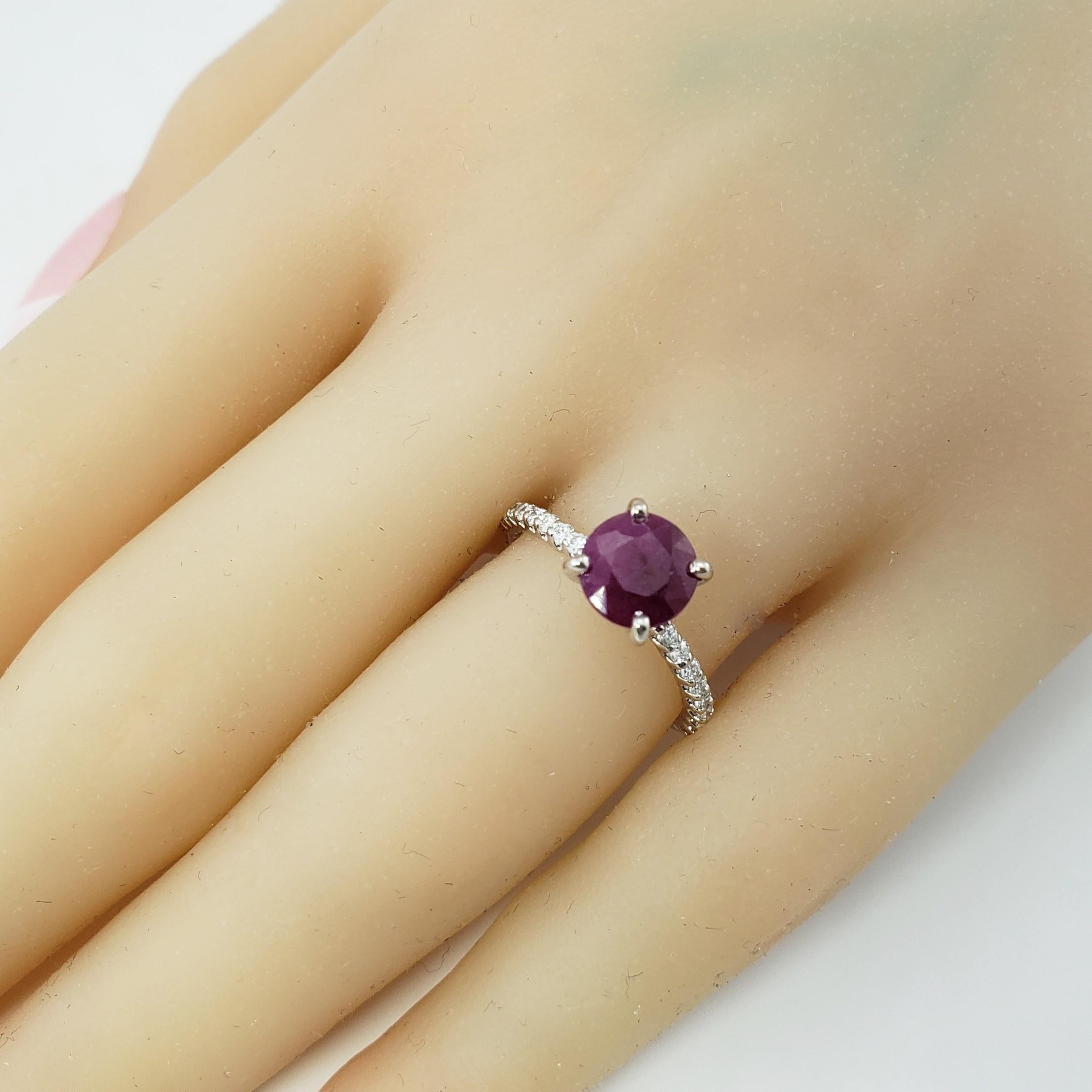14 Karat White Gold Ruby and Diamond Ring For Sale 3