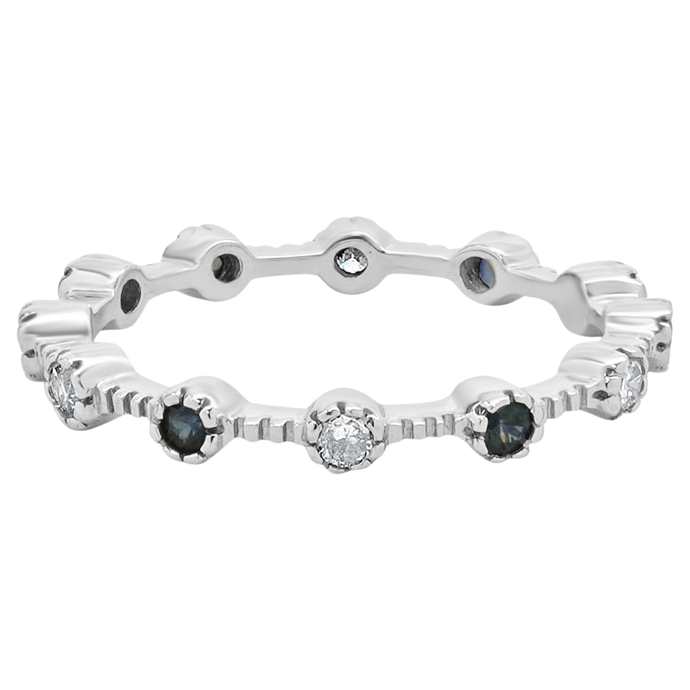 14 Karat White Gold Sapphire and Diamond Alternating Ring For Sale