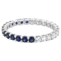 Bague en or blanc 14 carats avec saphirs et diamants