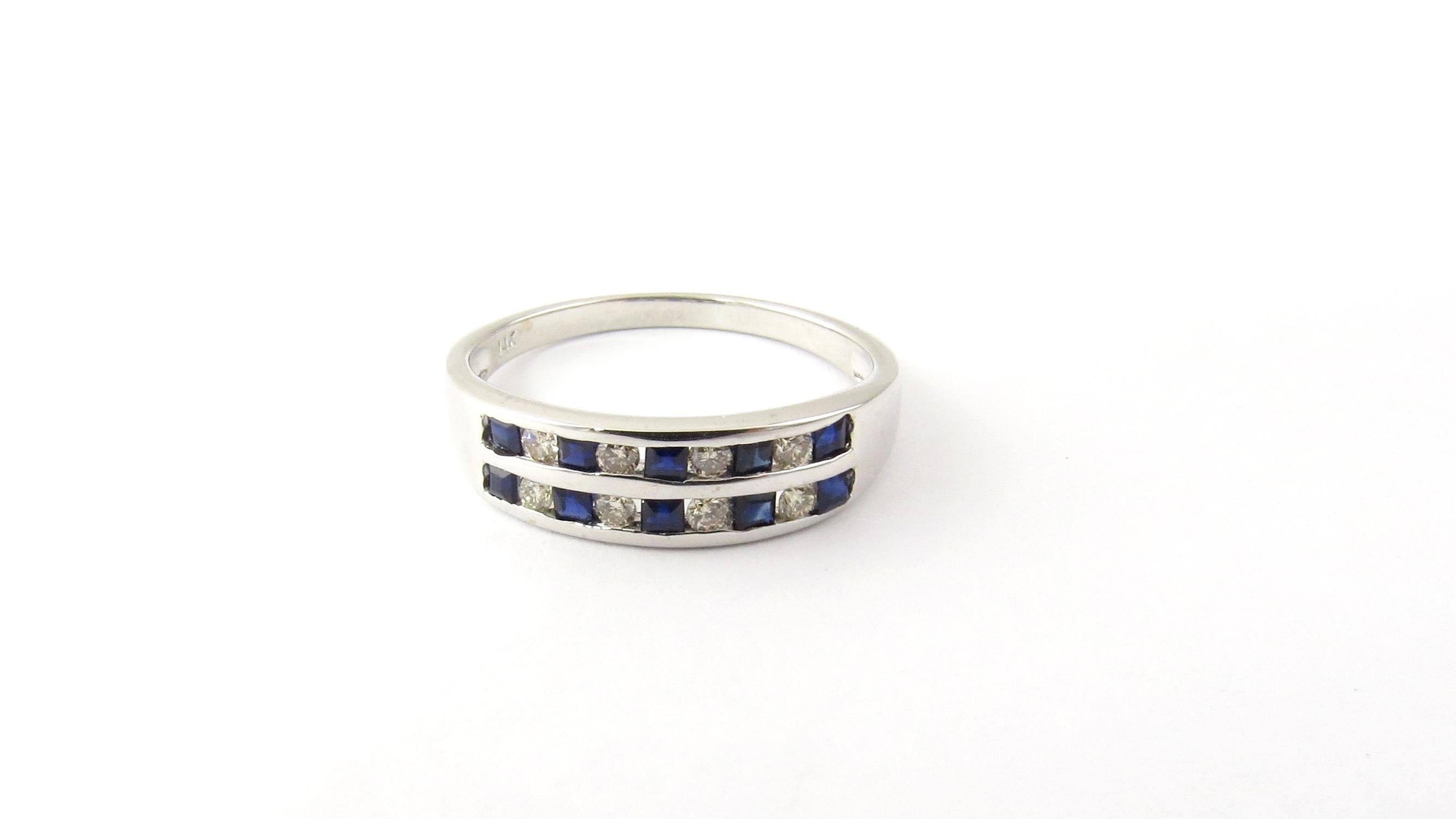 14 Karat White Gold Natural Sapphire and Diamond Ring For Sale 2