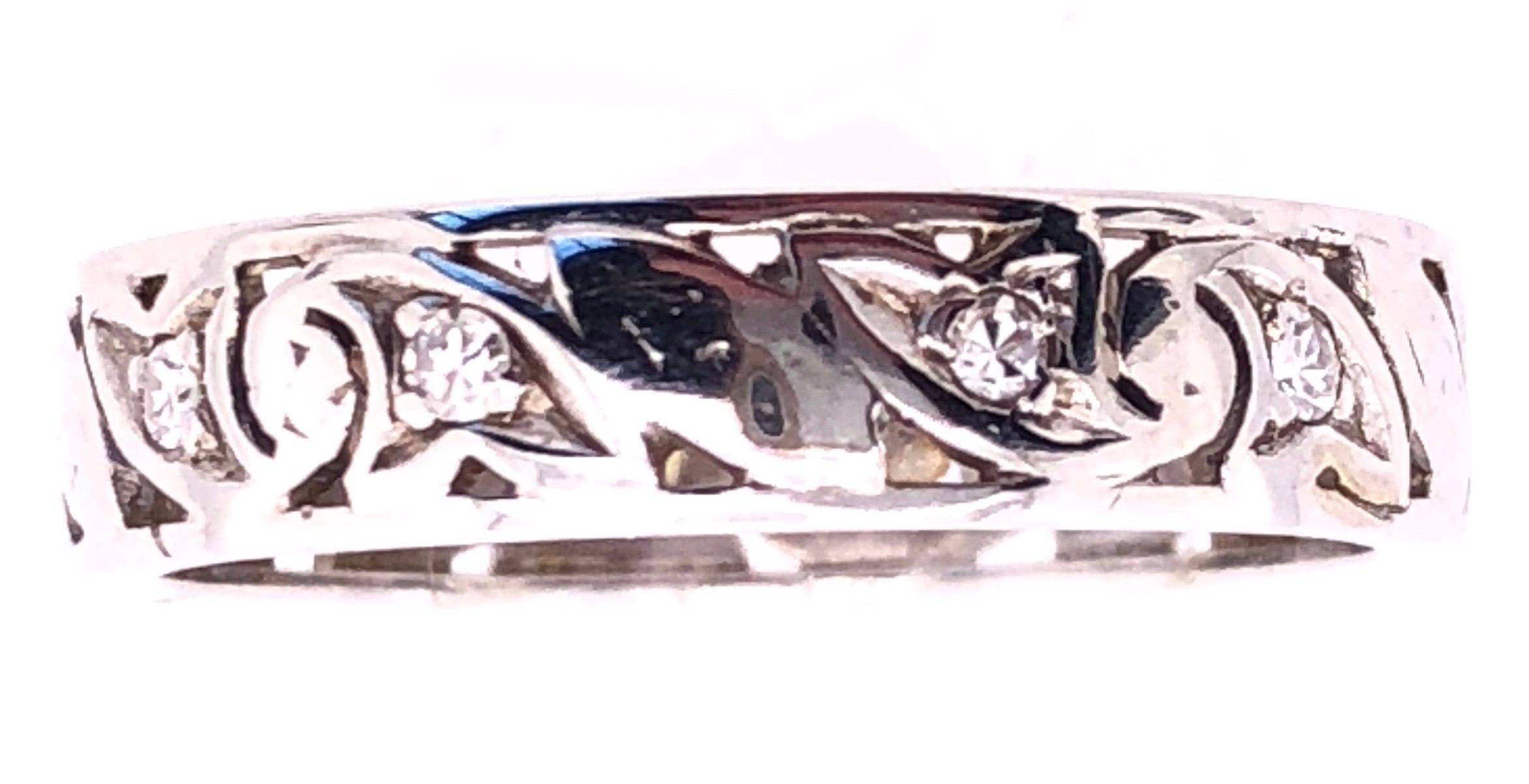 Round Cut 14 Karat White Gold Scroll Design Eternity Diamond Band Ring For Sale