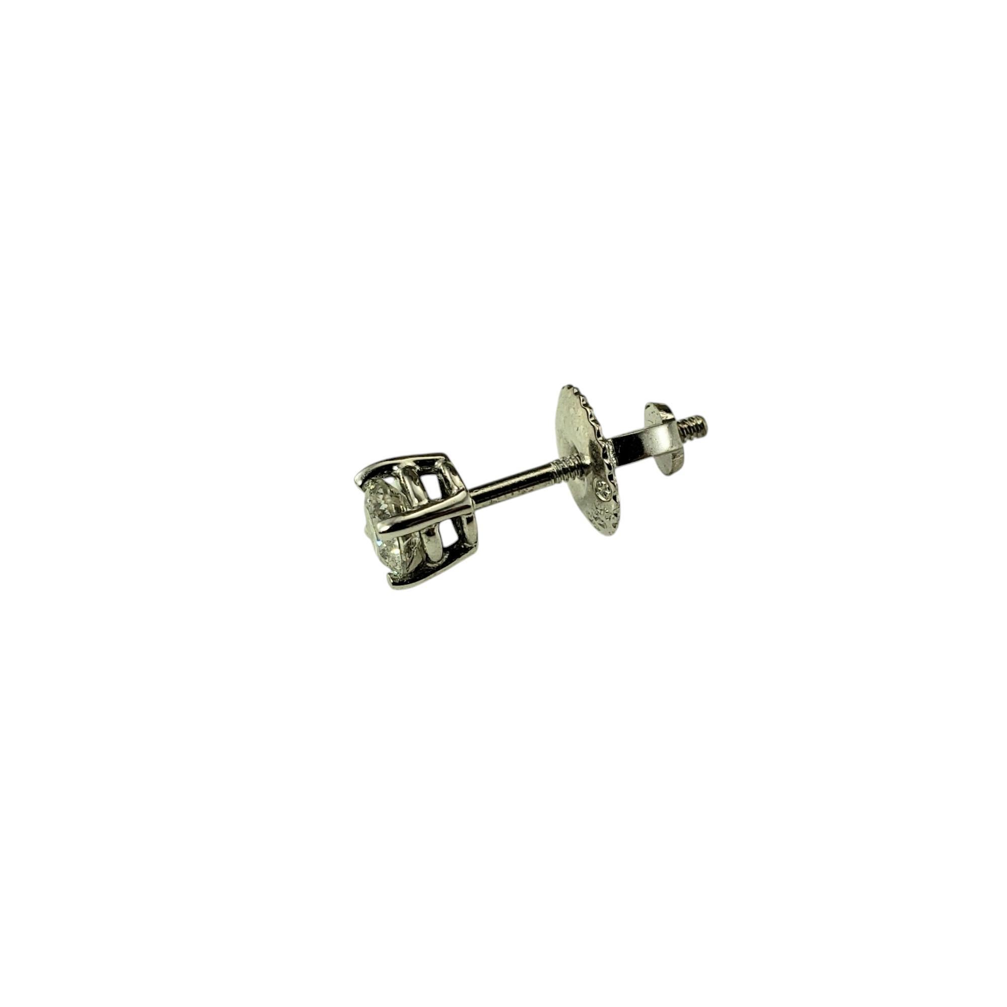 14 Karat White Gold Single Diamond Stud Earring #19380 In Good Condition For Sale In Washington Depot, CT
