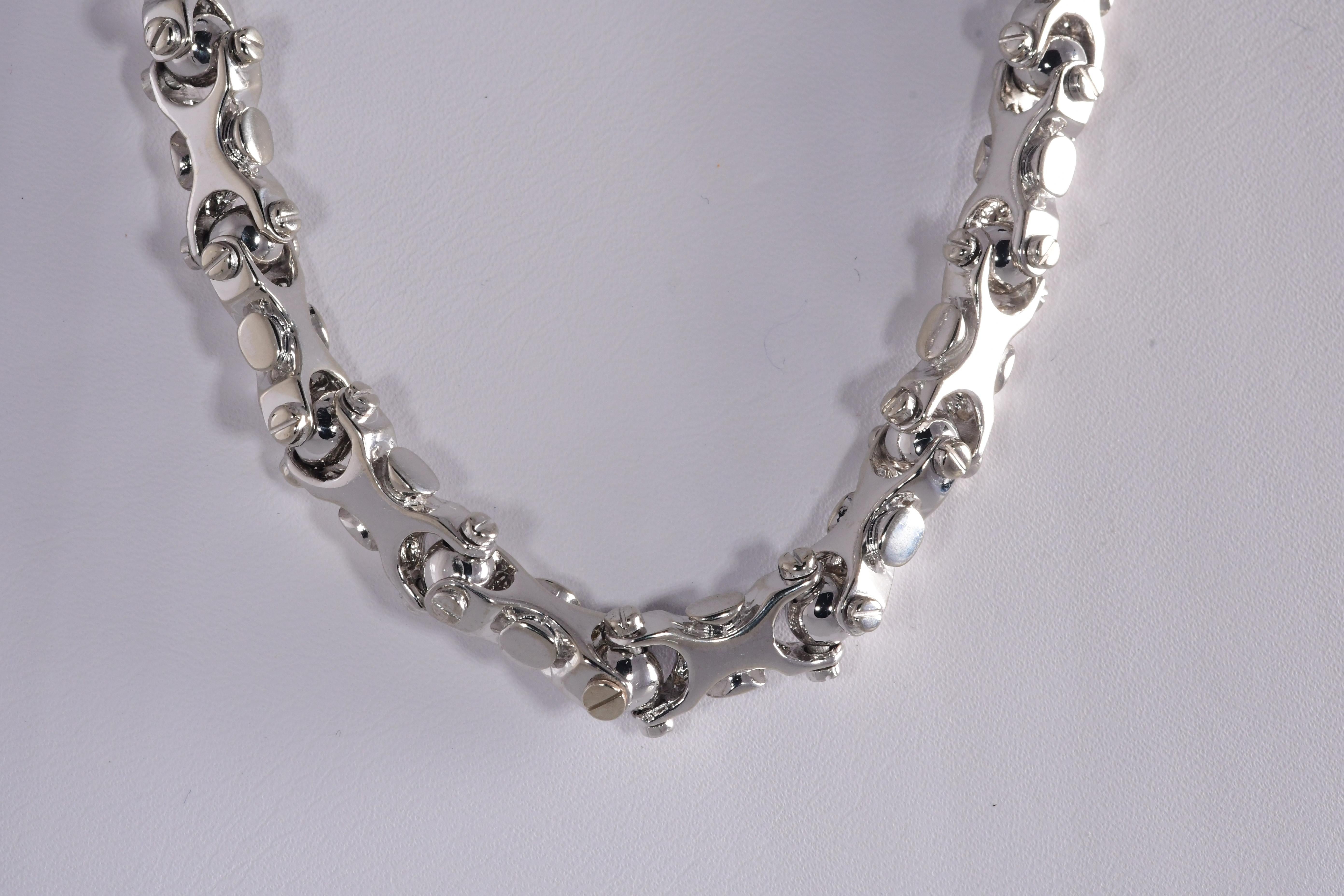 14 Karat White Gold Solid Solid Modified Link Chain 20 Inches and 143.0 Grams For Sale 2