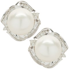 Boucles d'oreilles circulaires en or blanc 14 carats avec perles des mers du Sud et diamants