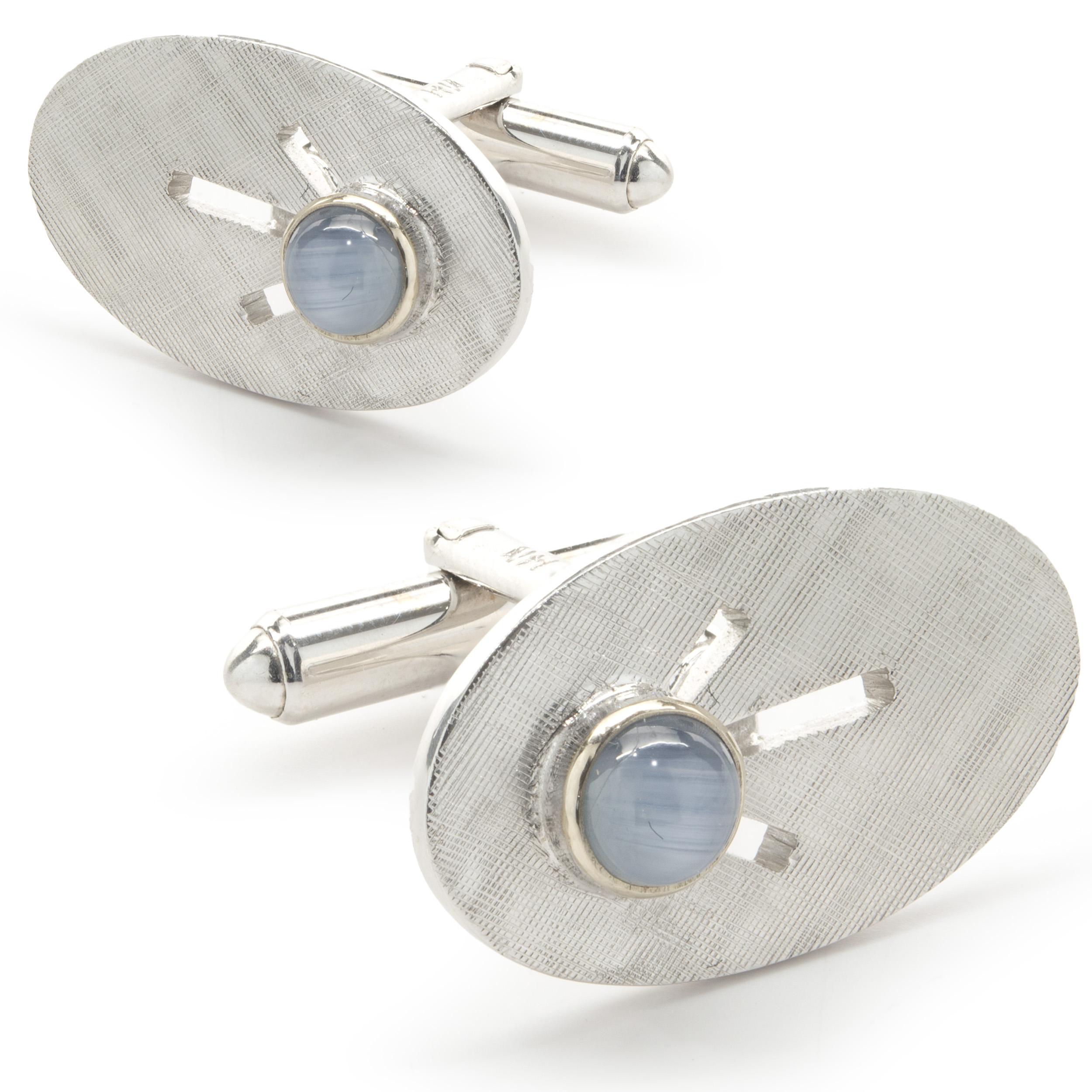 Material: 14K white gold
Dimensions: cufflinks measure 23.5 x 15mm 
Weight: 14.35 grams