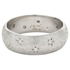 14 Karat White Gold Starburst Diamond Band