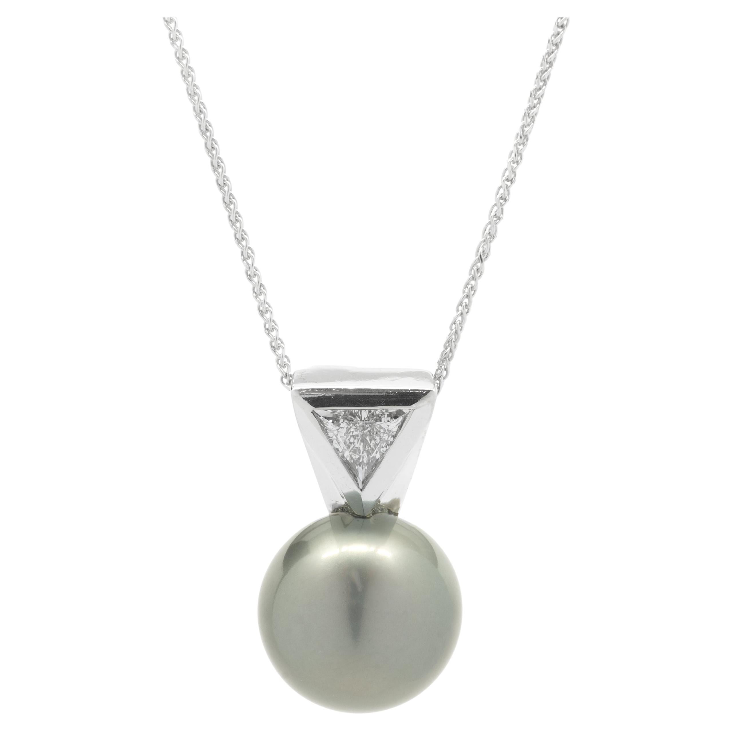 14 Karat White Gold Tahitian Pearl and Diamond Necklace