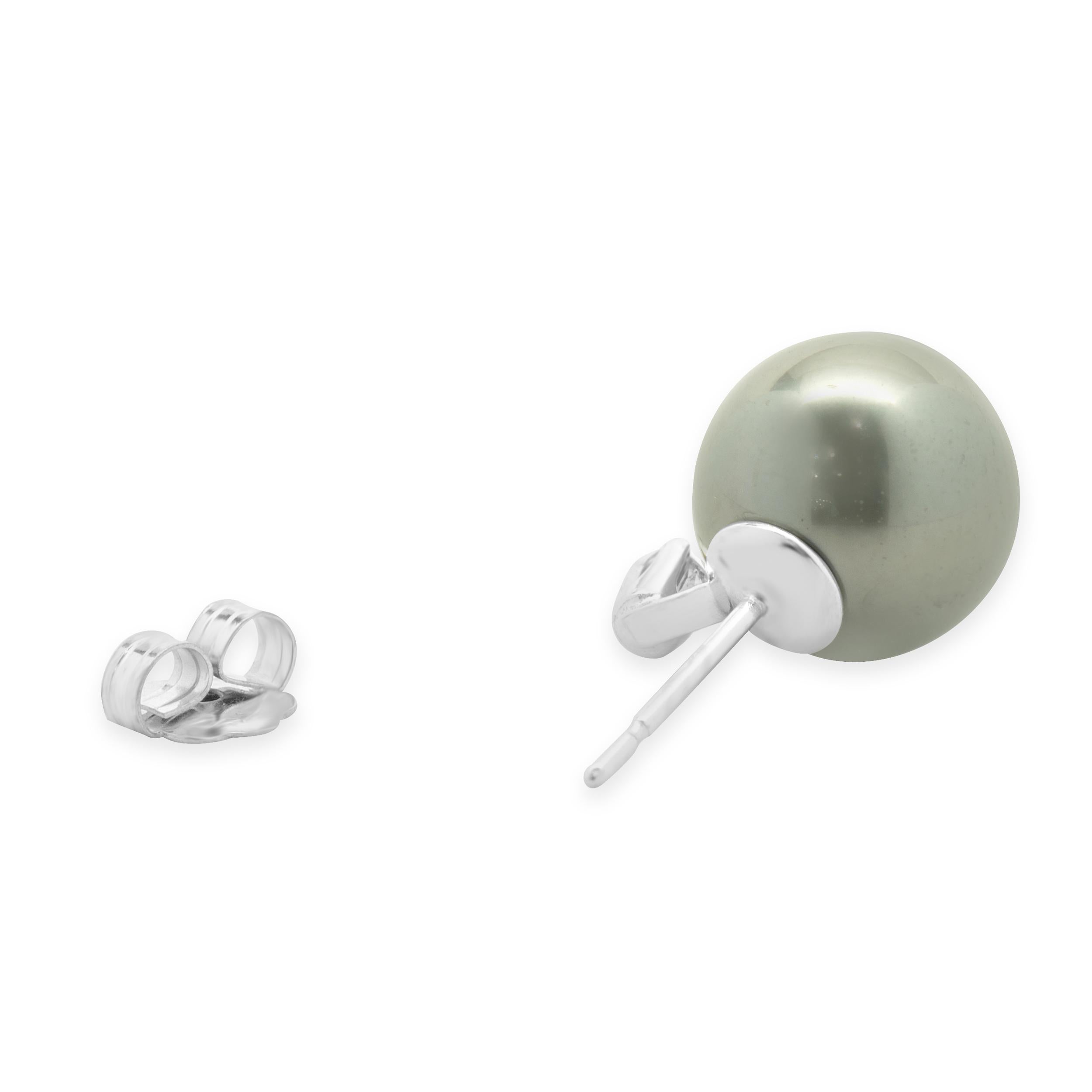 14 Karat White Gold Tahitian Pearl and Diamond Stud Earrings In Excellent Condition For Sale In Scottsdale, AZ