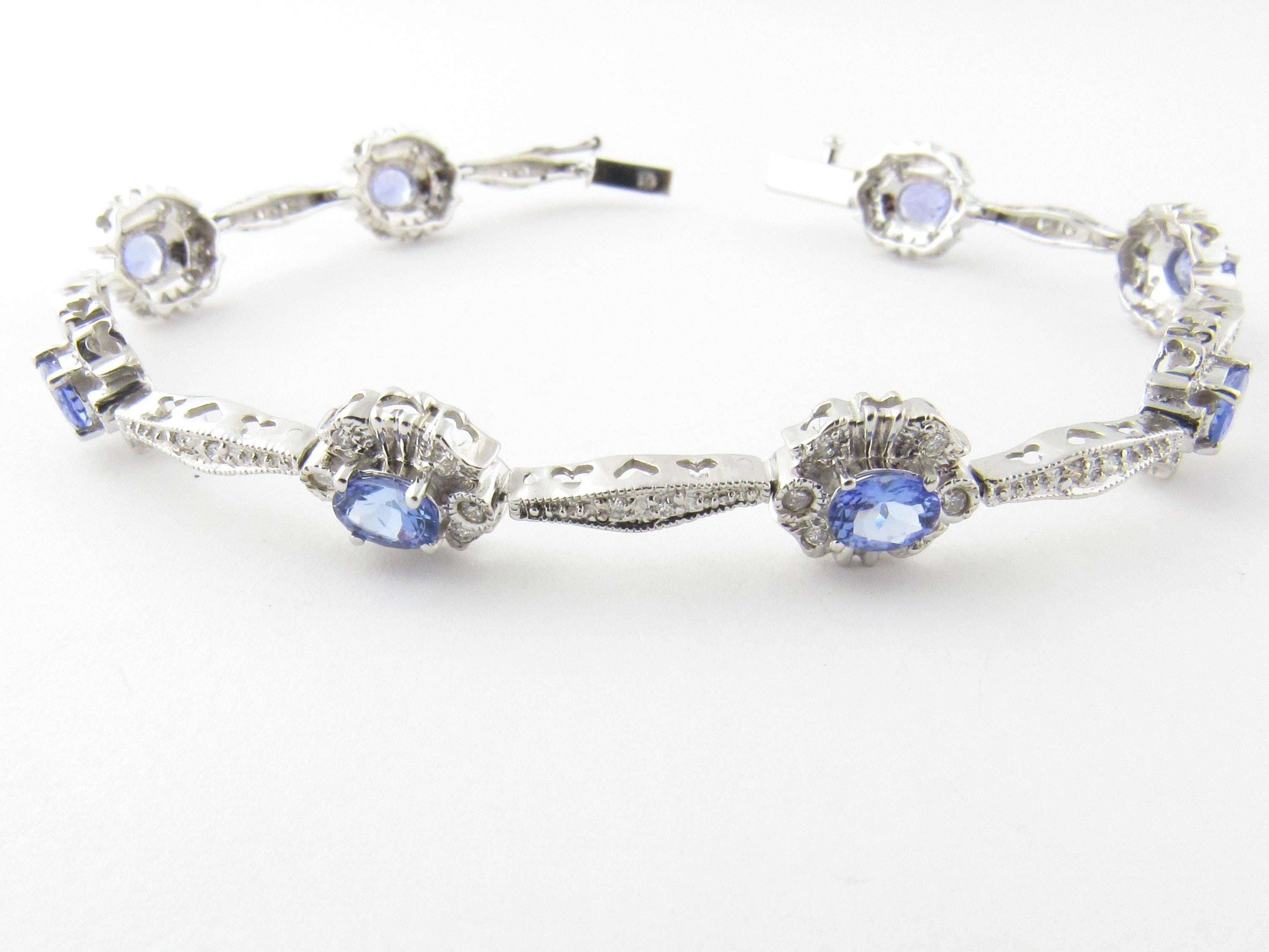 14 Karat White Gold Tanzanite and Diamond Bracelet In Excellent Condition In Washington Depot, CT