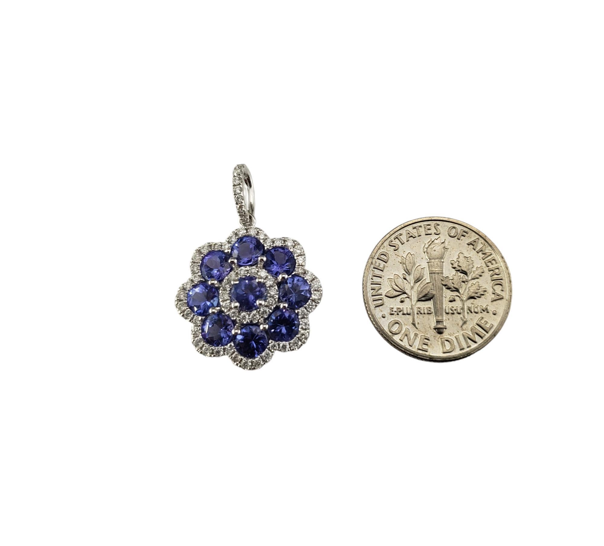 Pendentif en or blanc 14 carats avec tanzanite et diamant n° 19455 Bon état - En vente à Washington Depot, CT