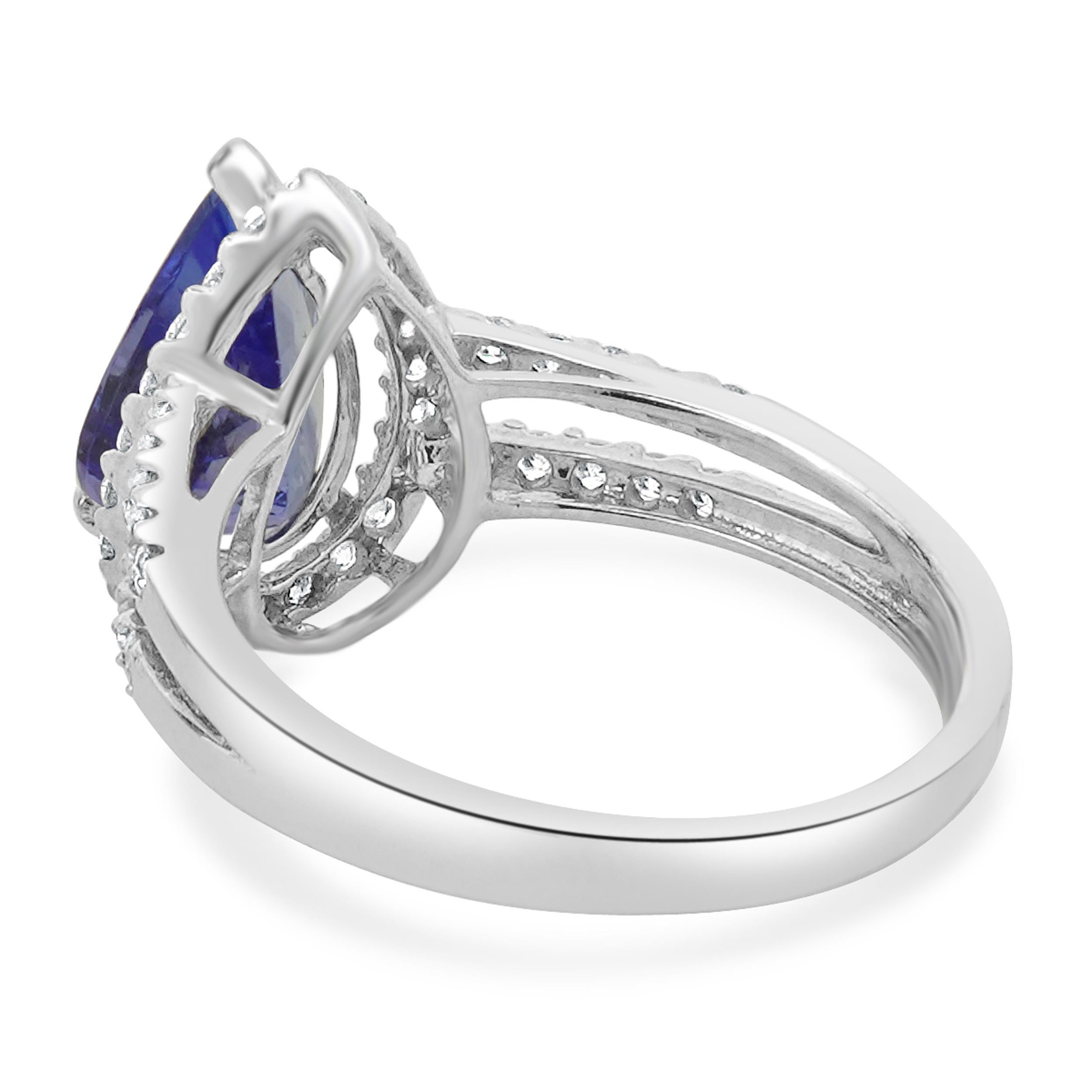 14 Karat Weißgold Tansanit und Diamantring im Zustand „Hervorragend“ im Angebot in Scottsdale, AZ