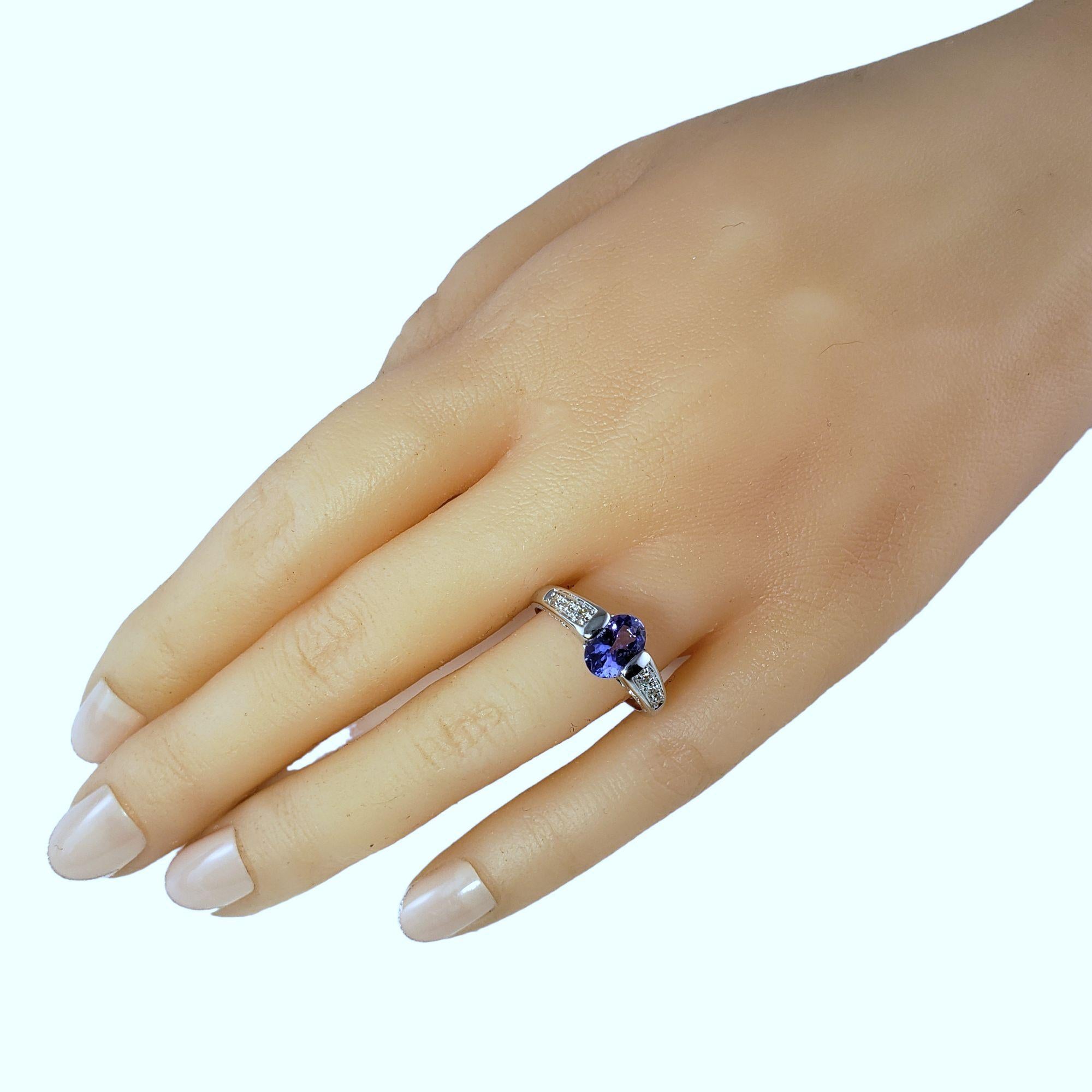 14 Karat White Gold Tanzanite and Diamond Ring #13916 For Sale 2