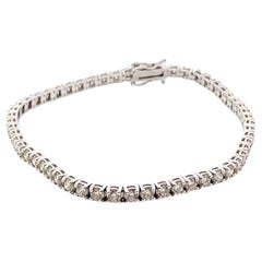 Tennisarmband aus 14 Karat Weißgold
