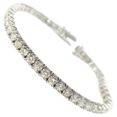 14 Karat White Gold Tennis Bracelet with 48 Round Diamonds Weighing 8.20 Carat