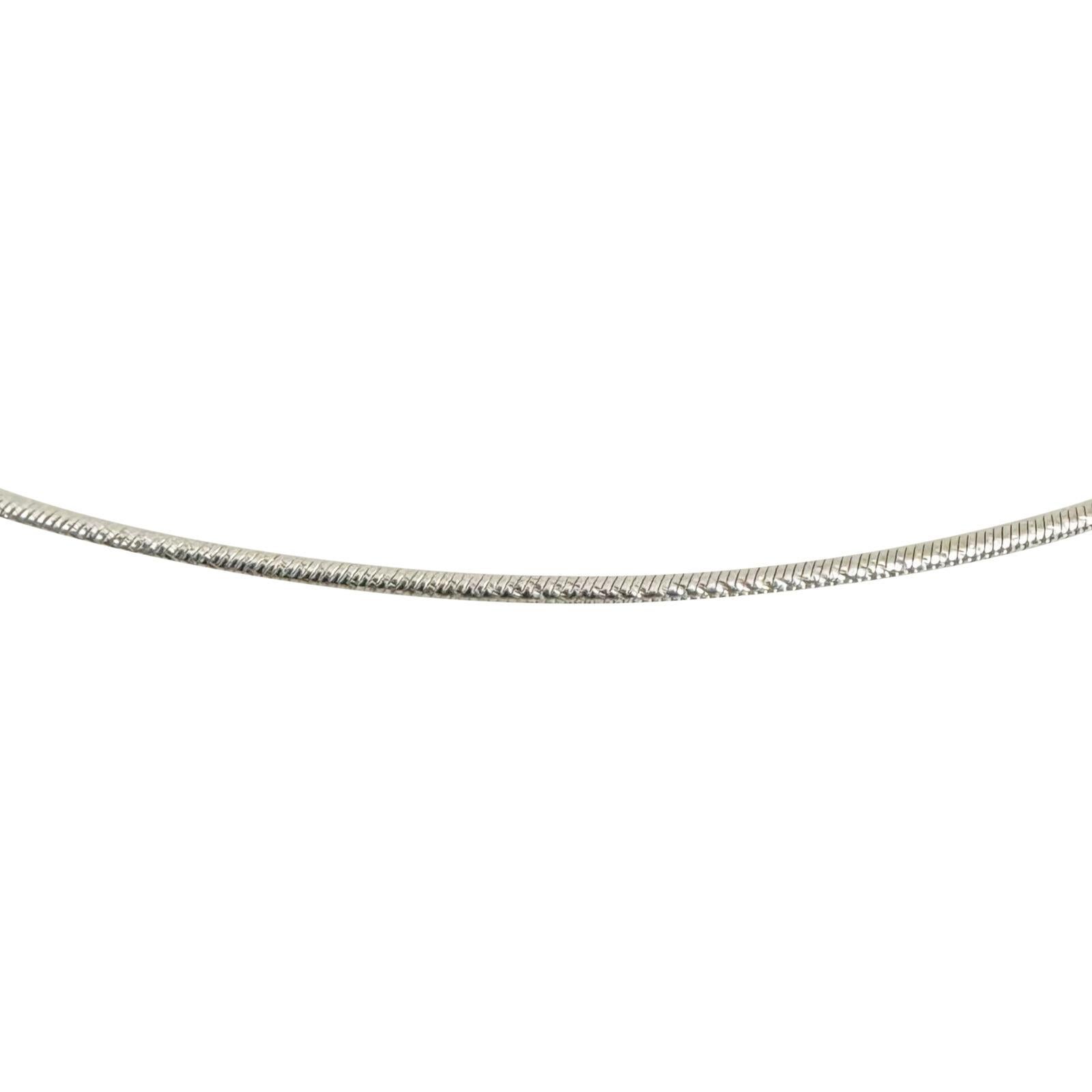 14 Karat White Gold Thin Diamond Cut Snake Link Necklace Italy  In Good Condition For Sale In Guilford, CT