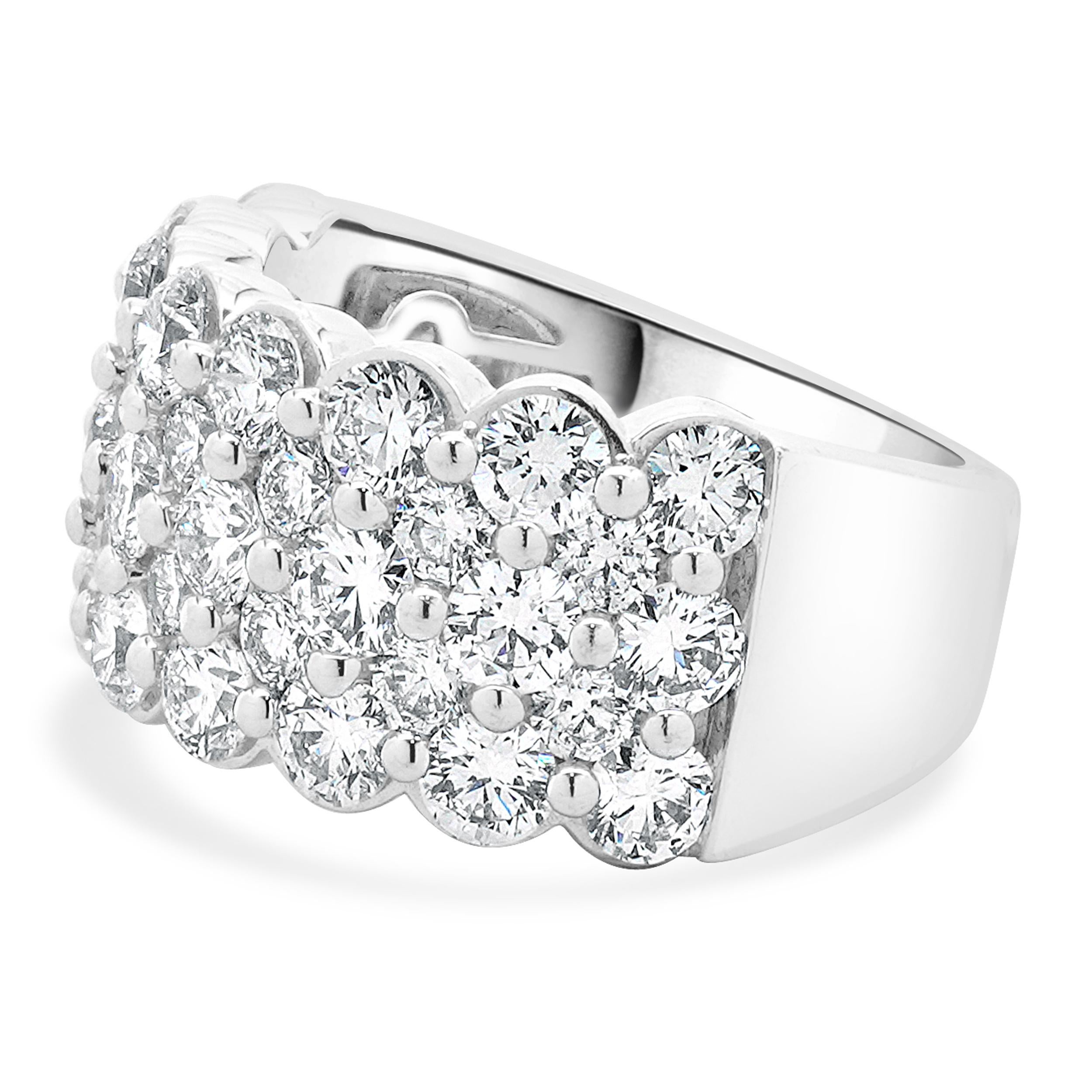 Concepteur : personnalisé
Matériau : Or blanc 14K
Diamant : taille ronde brillante = 4,21cttw
Couleur : G
Clarté : SI1
Taille de la bague : 6.5 (veuillez prévoir deux jours de livraison supplémentaires pour les demandes de taille)
Poids : 10.55