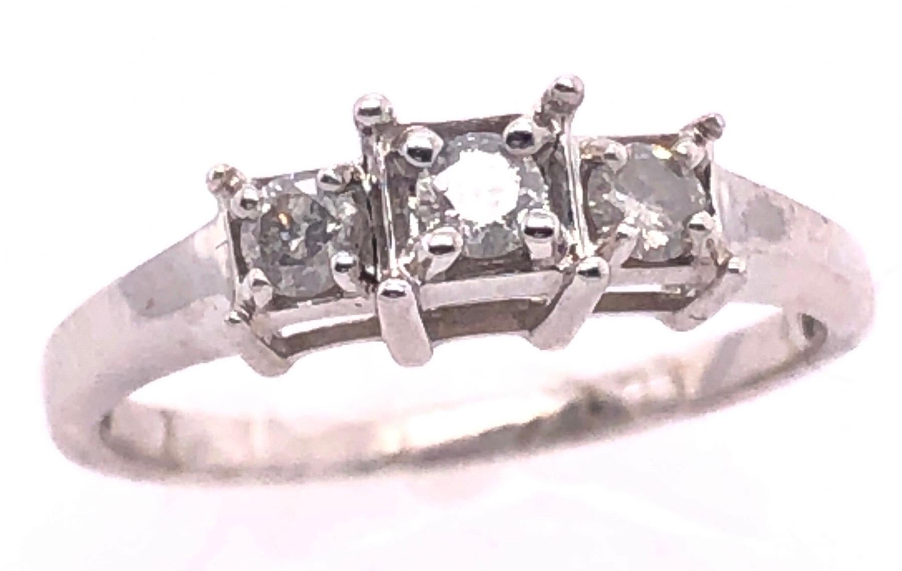 14 Karat White Gold Three-Stone Diamond Engagement Anniversary Wedding Ring 1