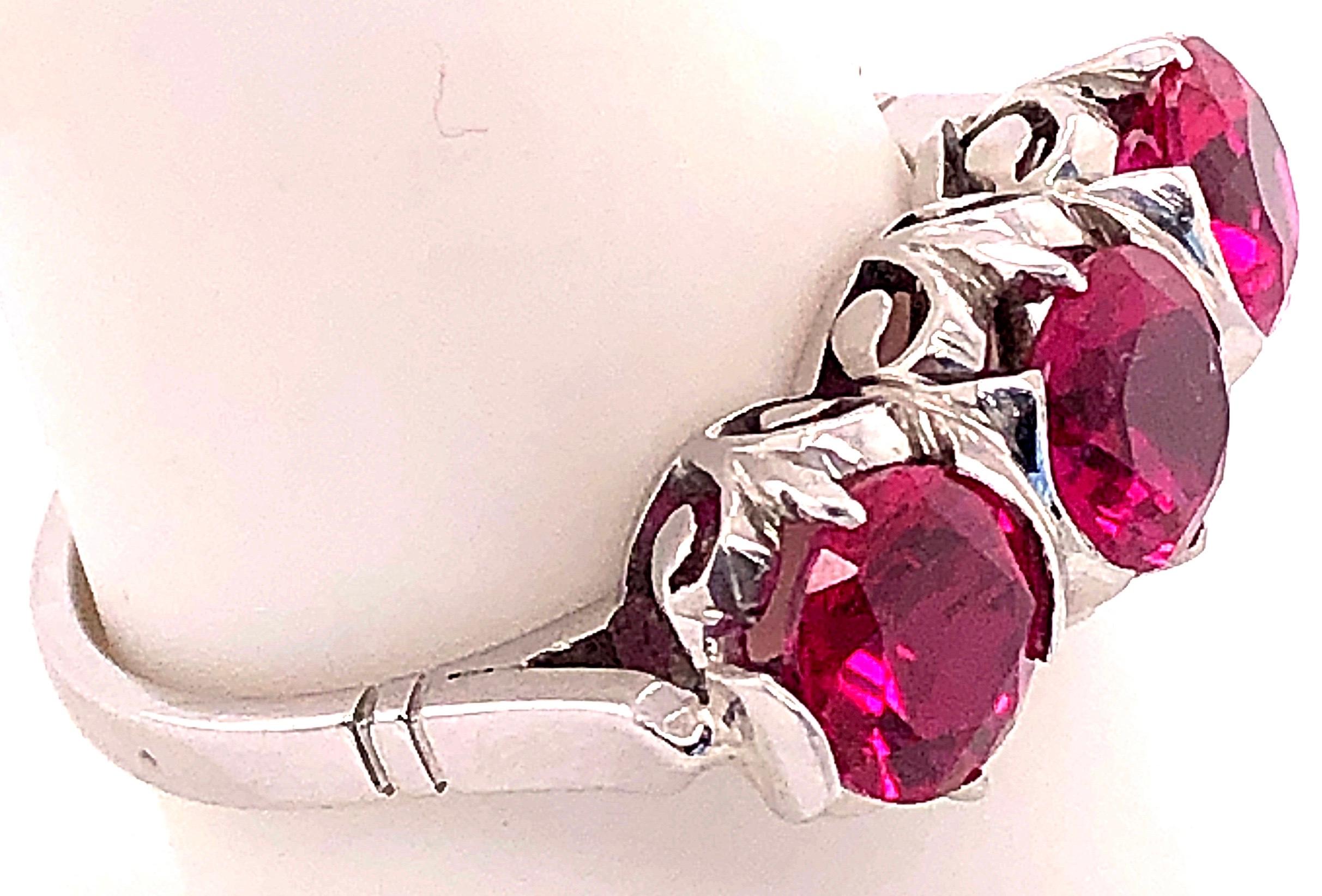 14 Karat White Gold Three-Stone Ruby Ring Stamped Schiller 2