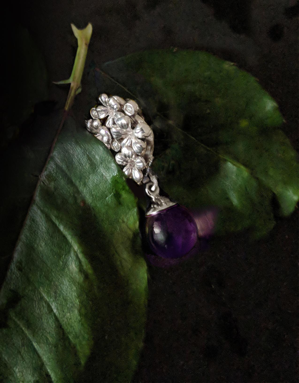 Round Cut White Gold Plum Blossom Drop Pendant Necklace with Diamonds and Amethyst For Sale