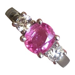 Anello di fidanzamento con zaffiro rosa e diamante in oro bianco 14 carati Trio