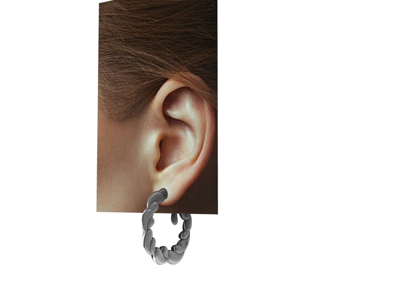 Boucles d'oreilles en or blanc 14 carats avec anneau en forme de vague en vente 2