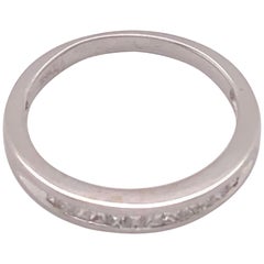 14 Karat White Gold Wedding Band Anniversary Ring with Diamonds 0.50 TDW